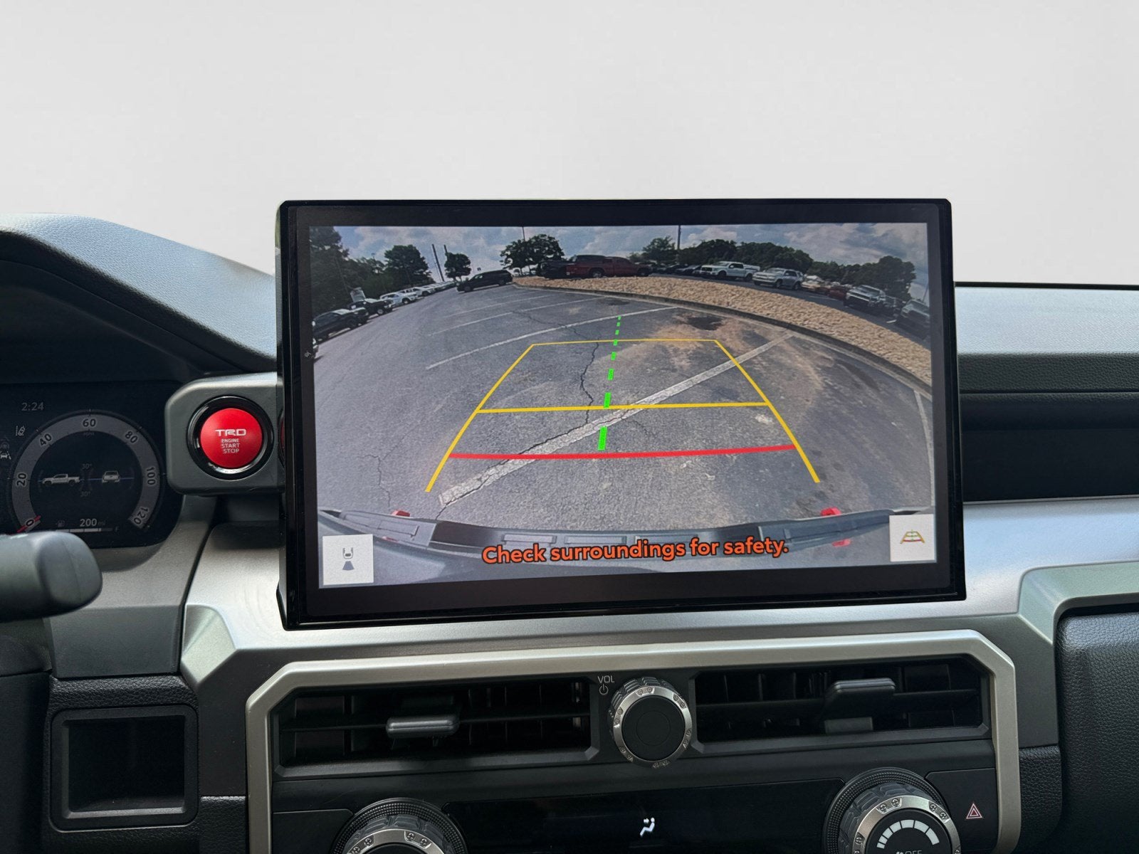 2024 Toyota Tacoma 4WD SR5