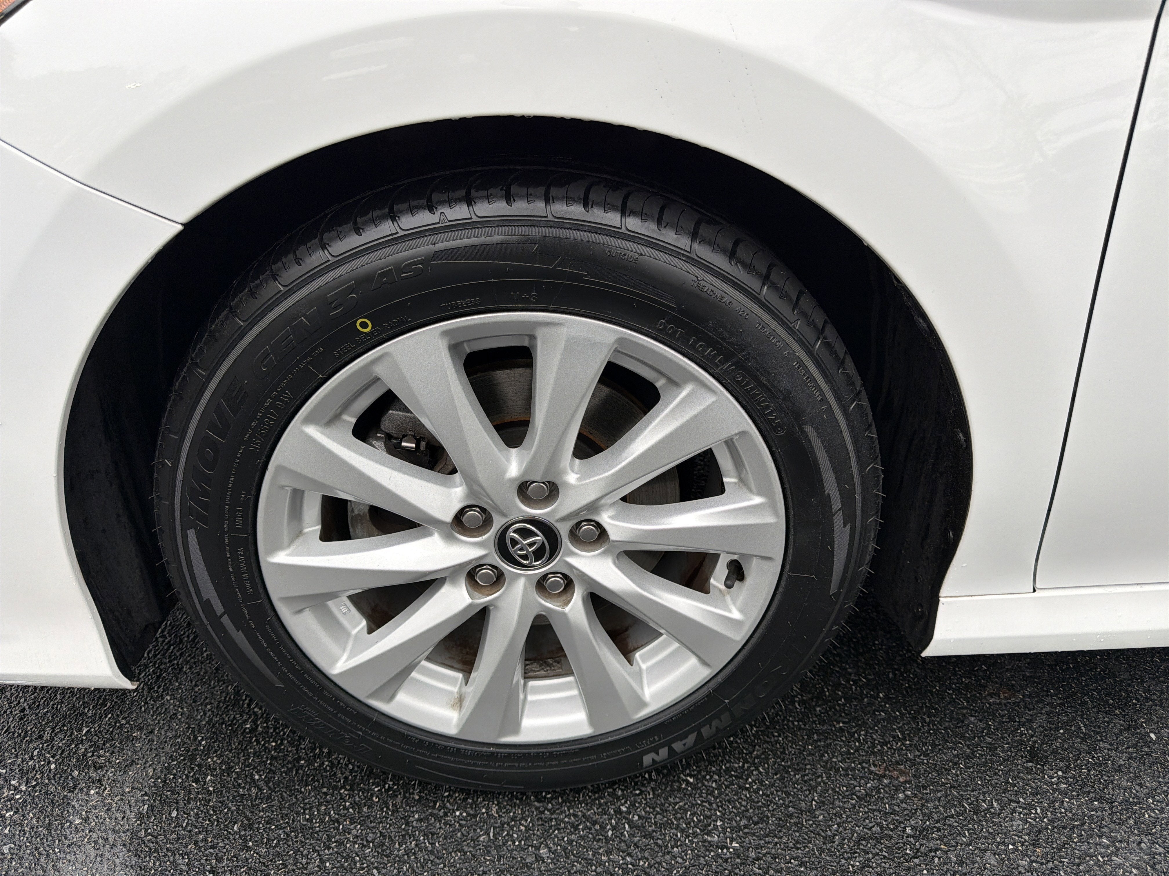 2020 Toyota Camry LE