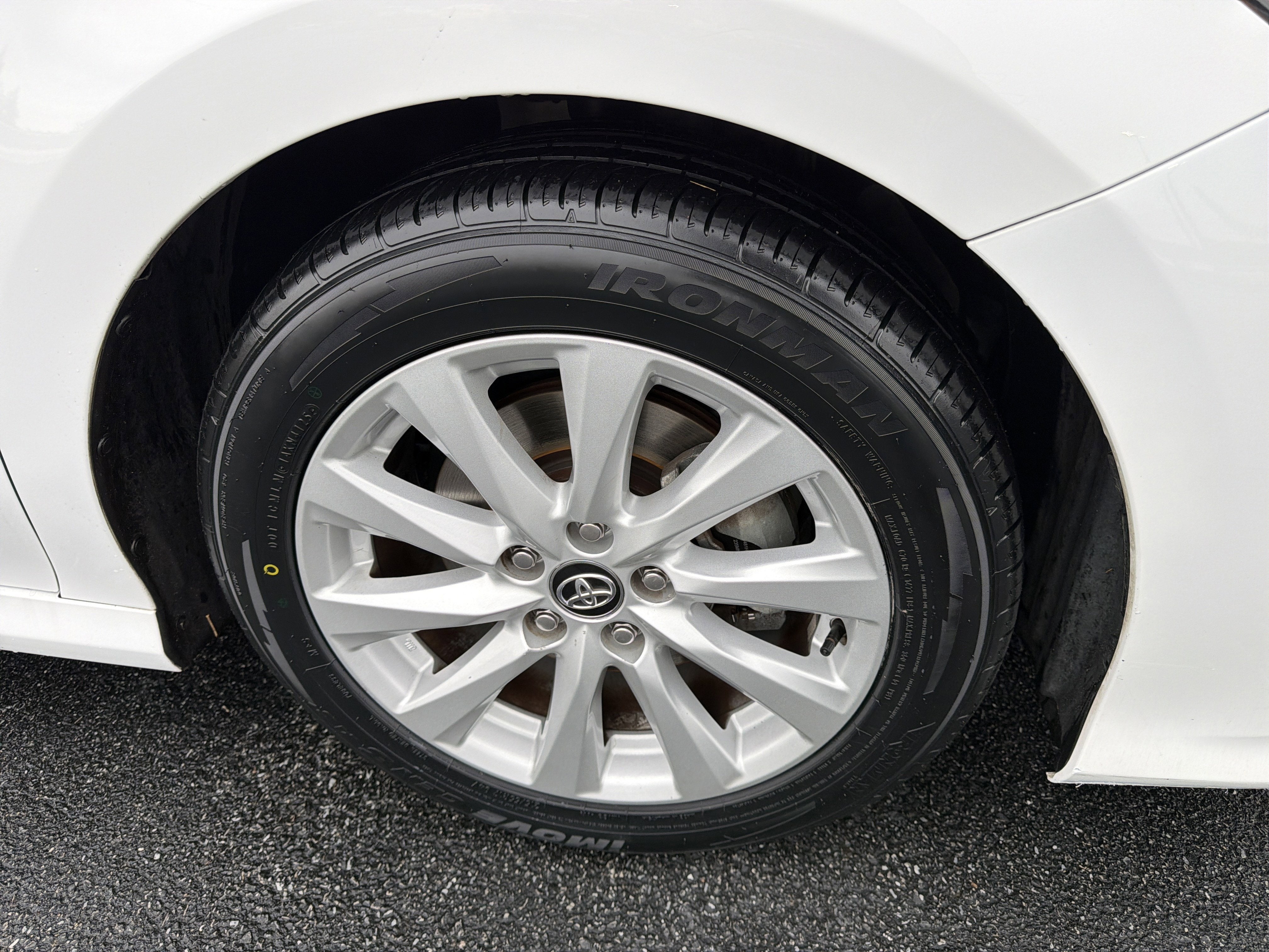 2020 Toyota Camry LE