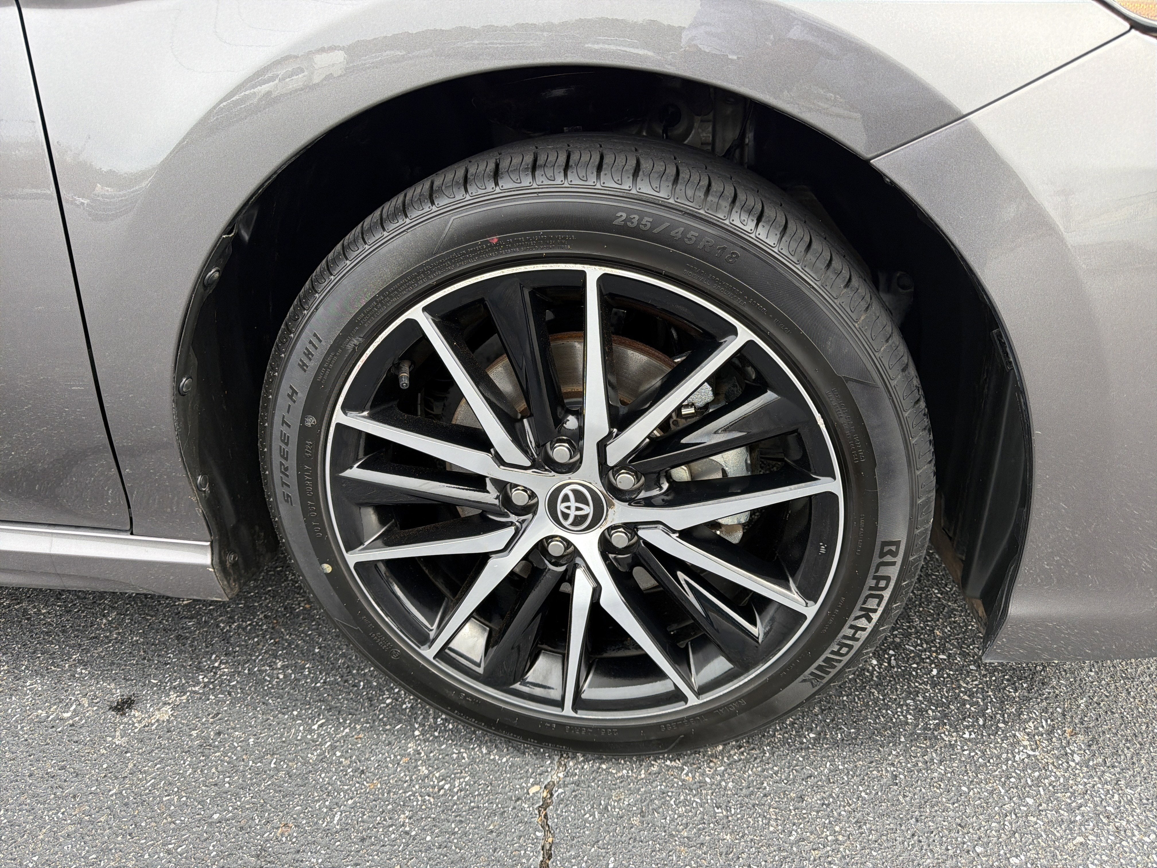 2024 Toyota Camry SE