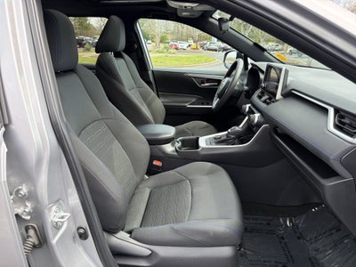 2024 Toyota RAV4 Hybrid SE