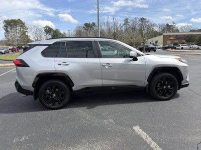 2024 Toyota RAV4 Hybrid SE