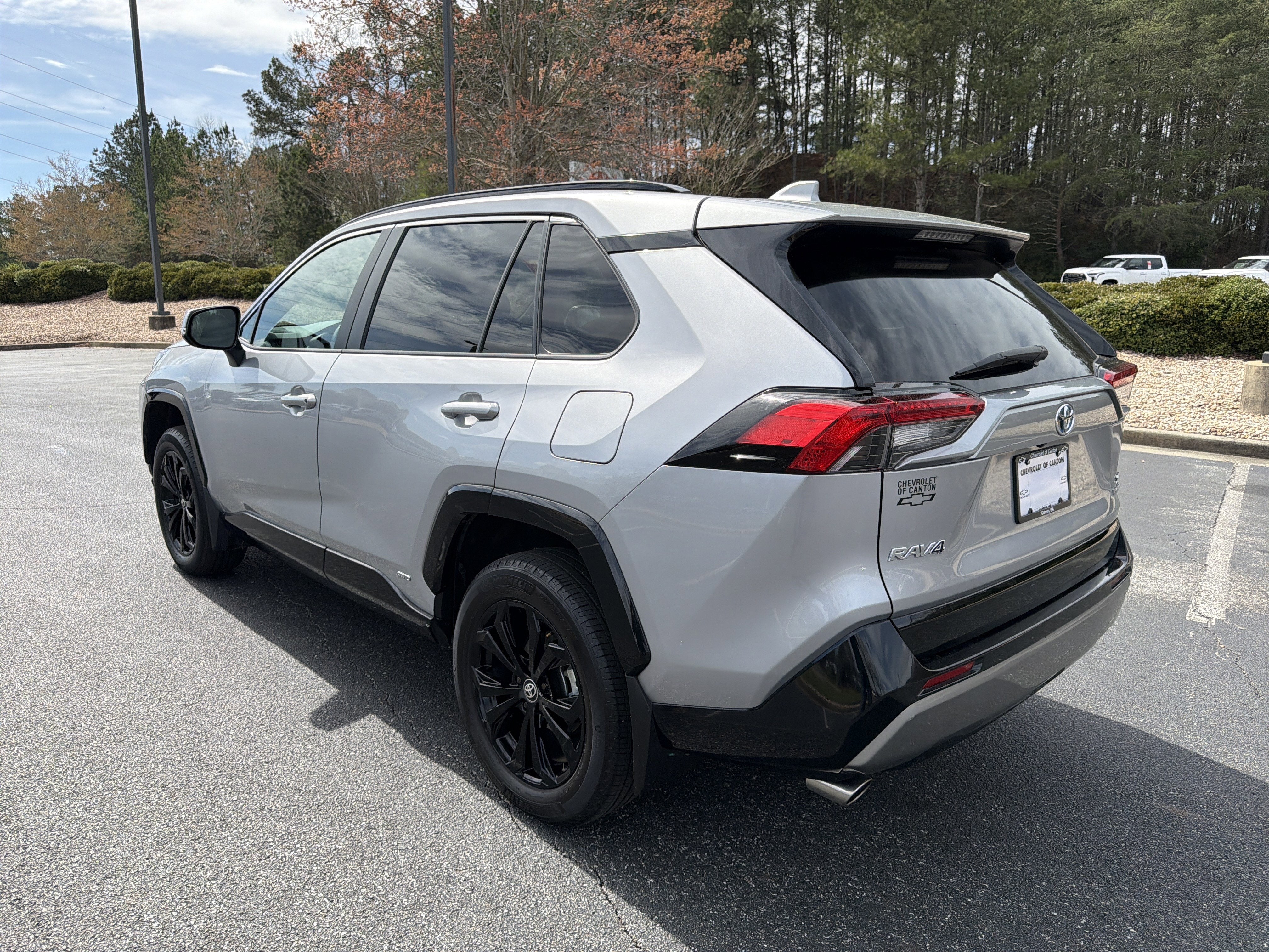 2024 Toyota RAV4 Hybrid SE