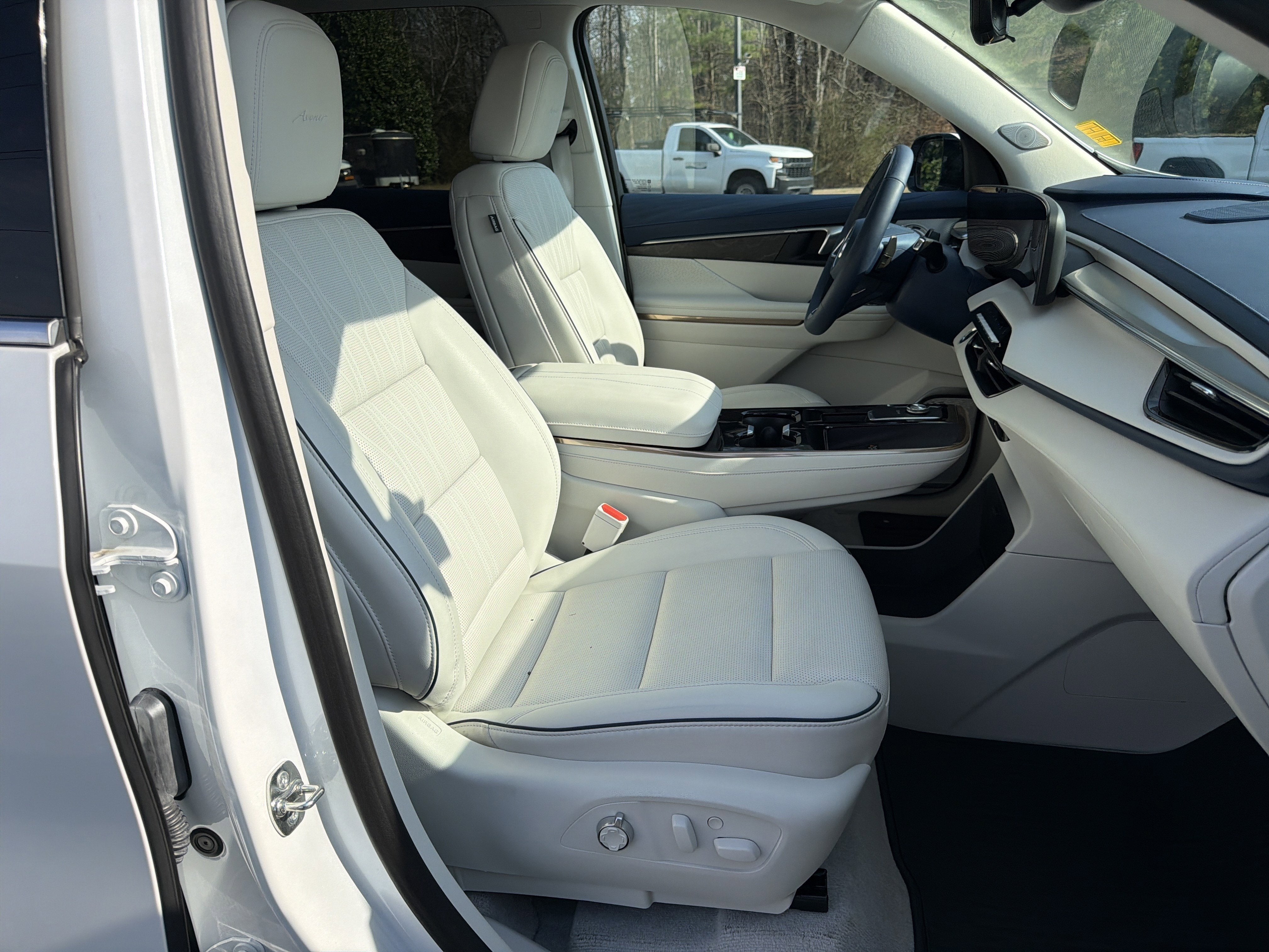 2025 Buick Enclave Avenir