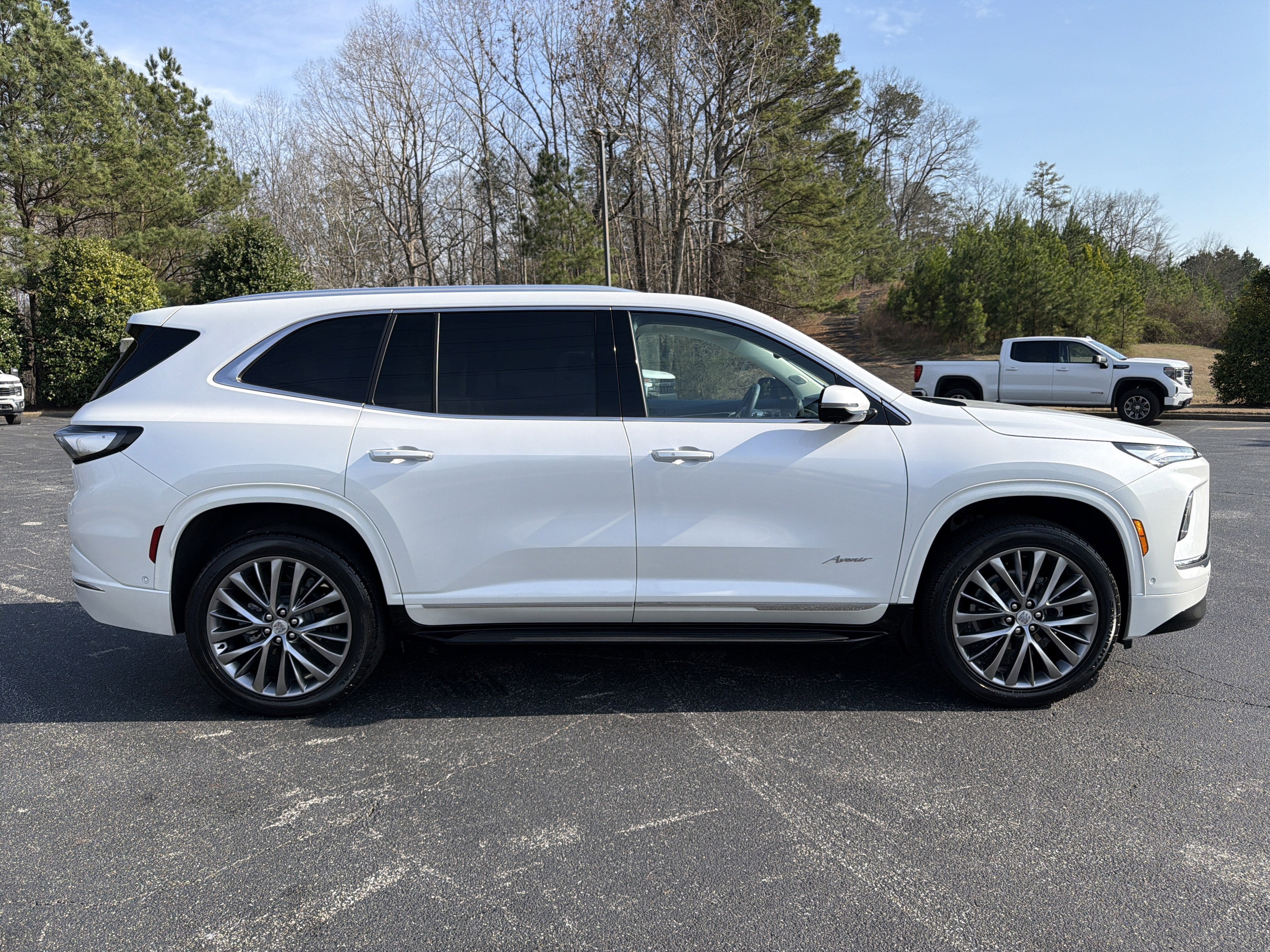 2025 Buick Enclave Avenir