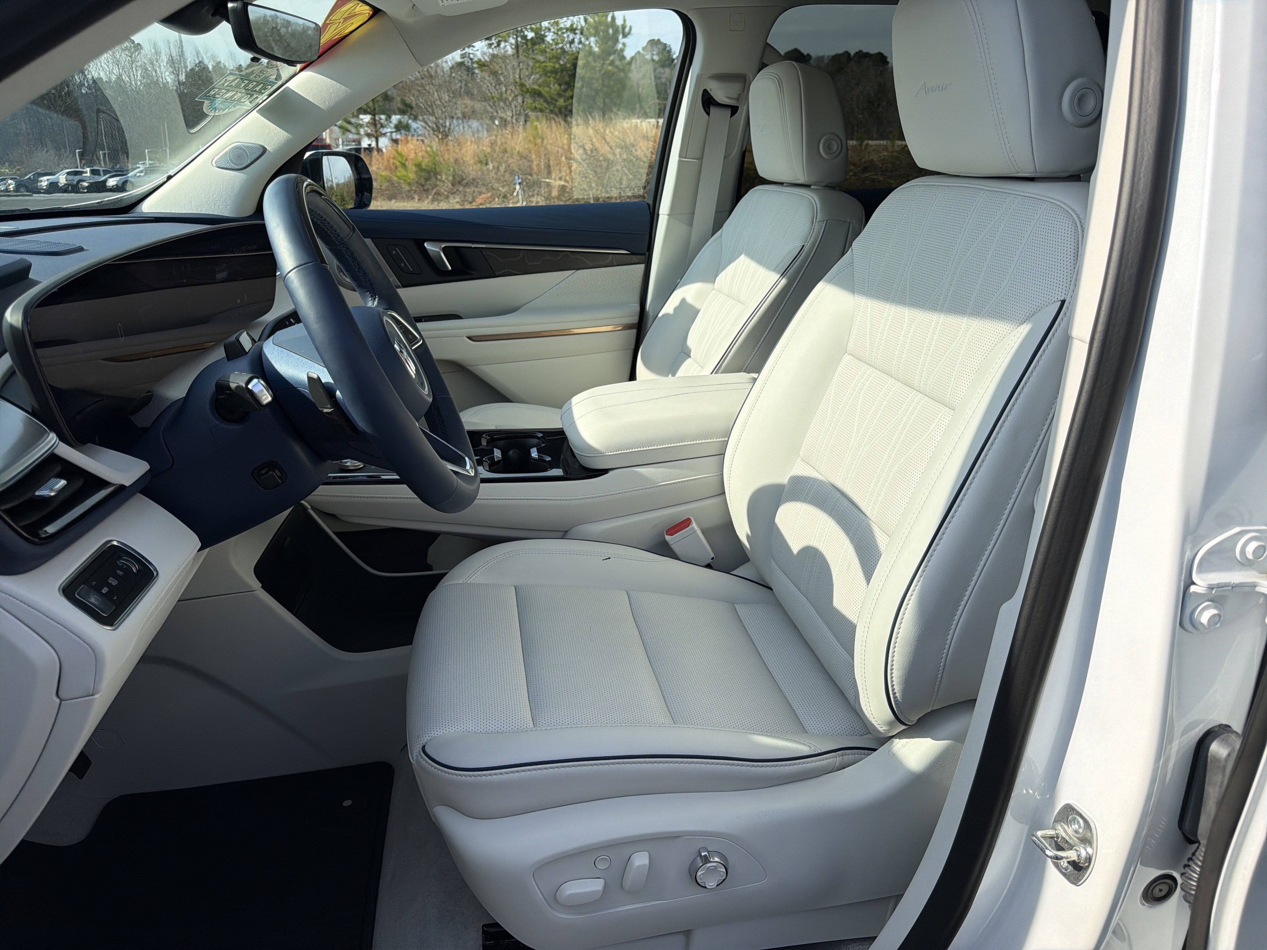 2025 Buick Enclave Avenir