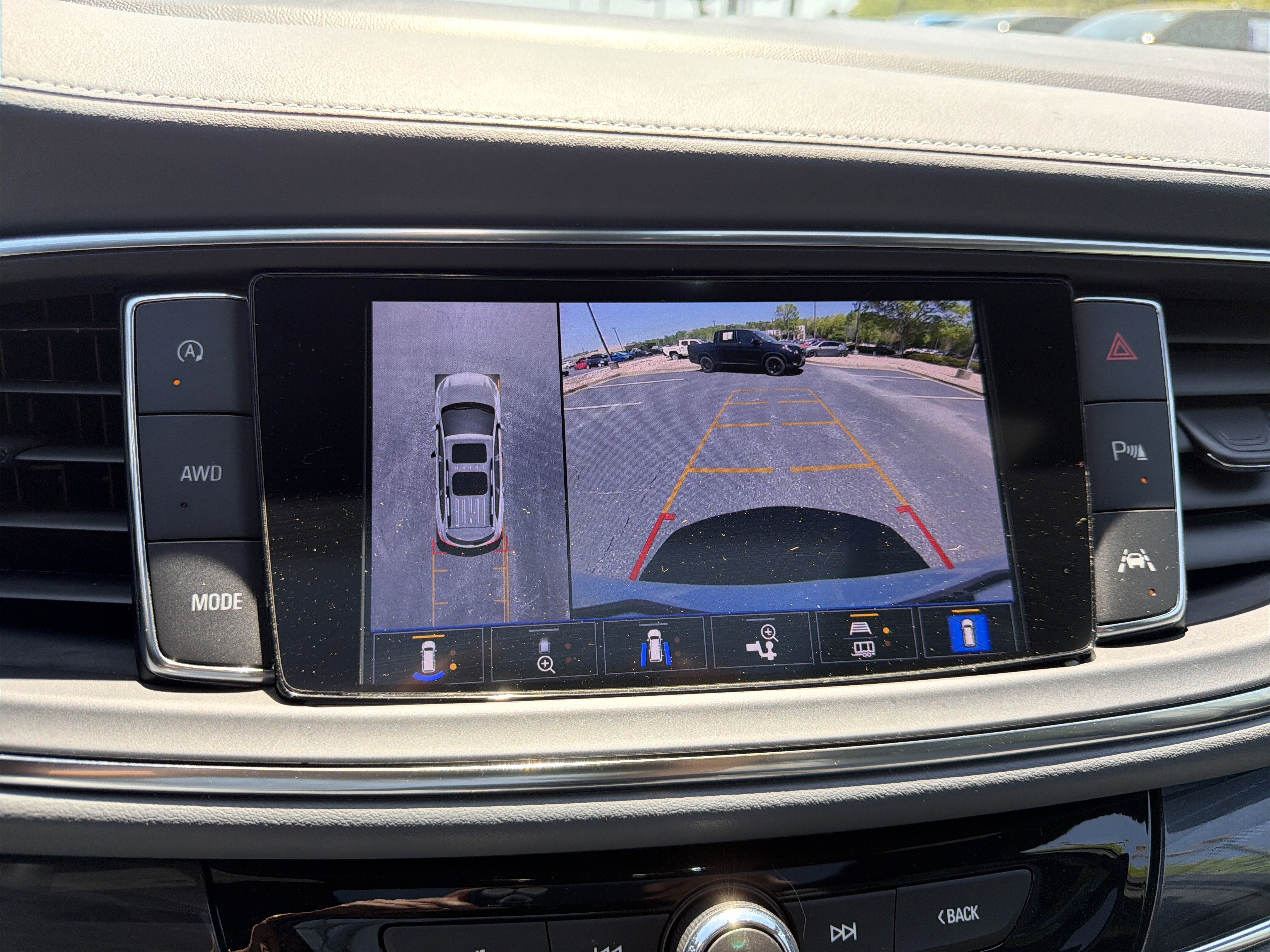 2023 Buick Enclave Essence