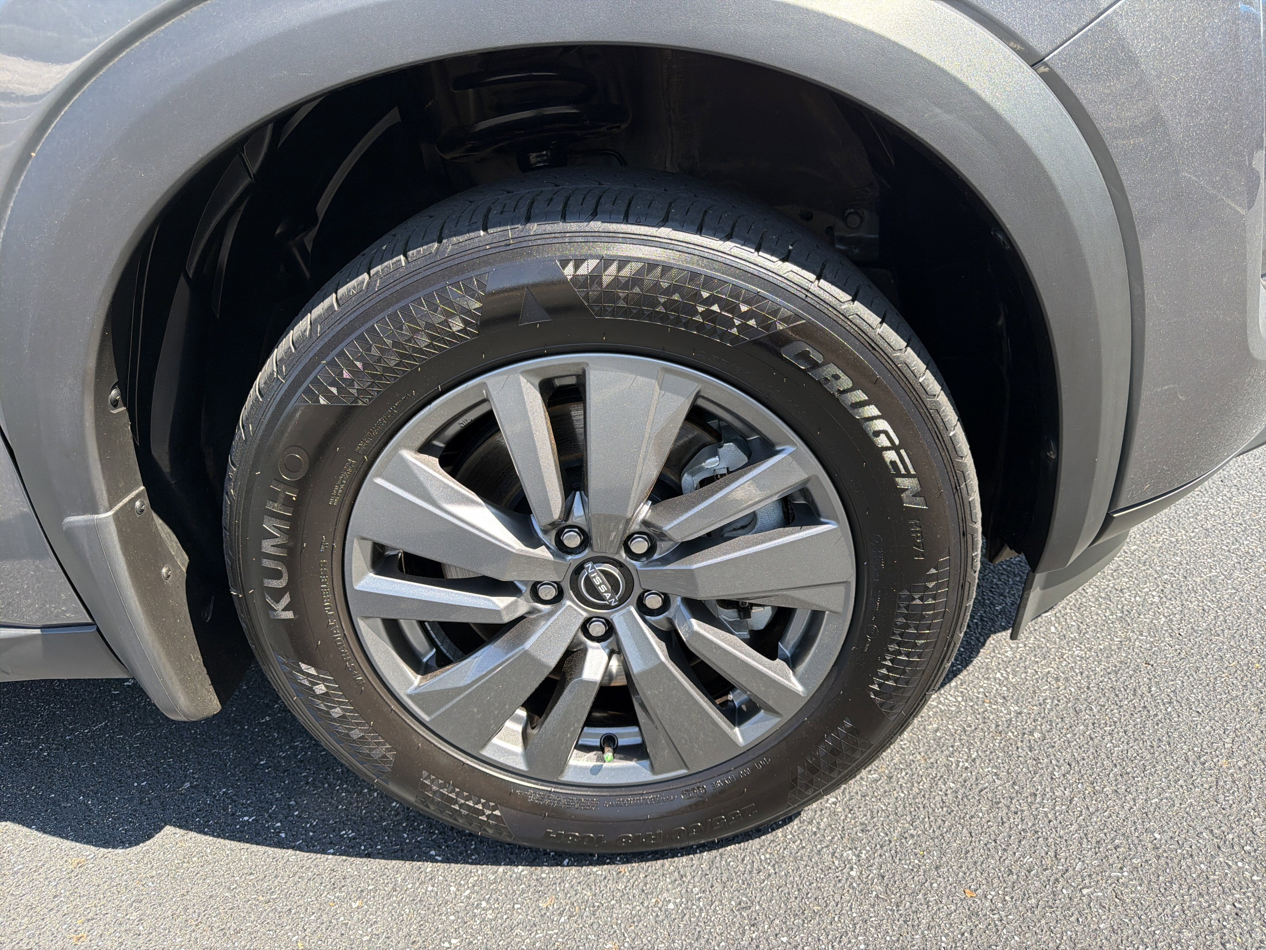 2024 Nissan Pathfinder S