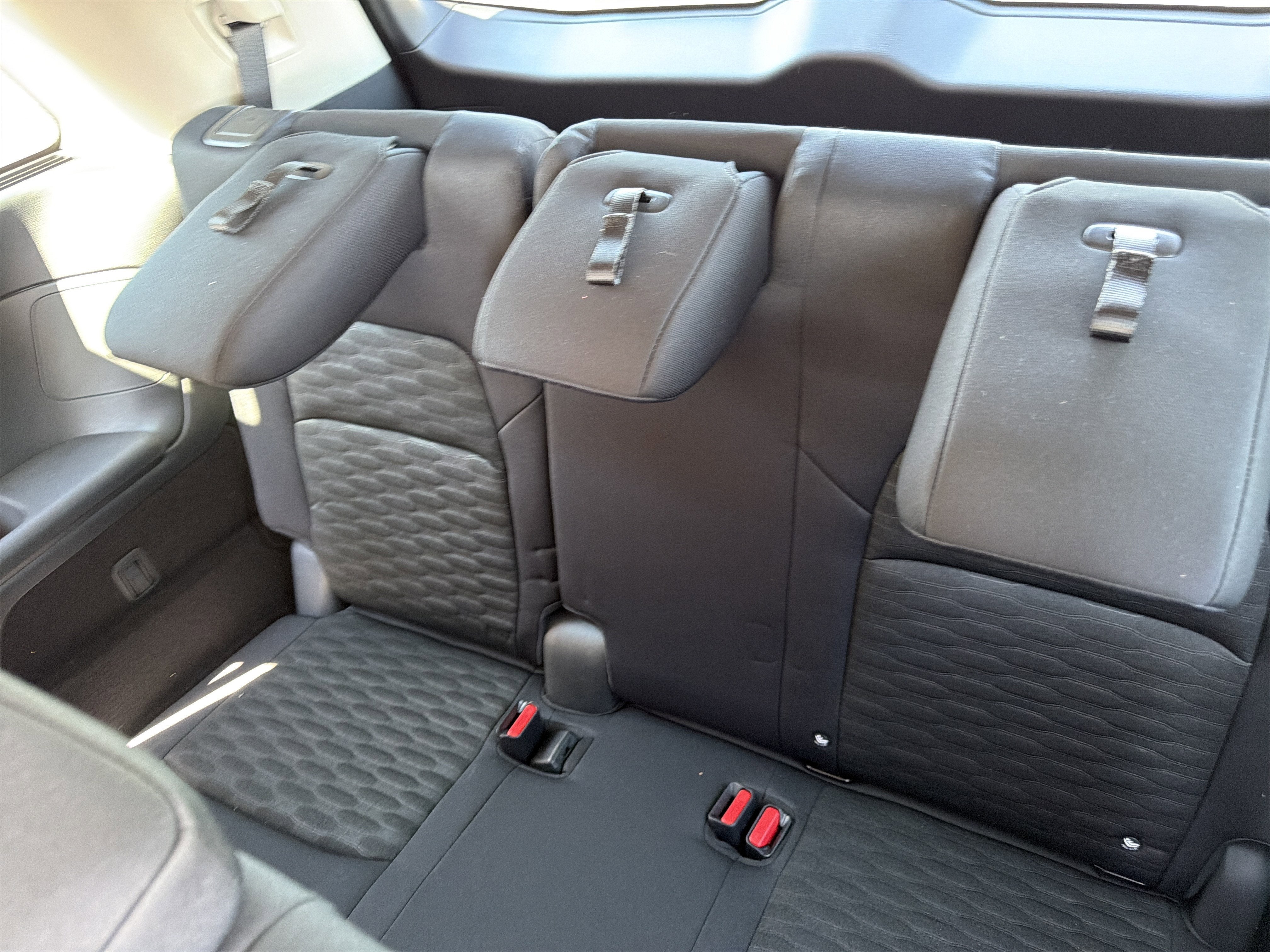 2024 Nissan Pathfinder S