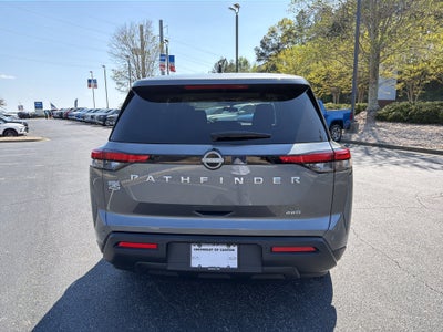2024 Nissan Pathfinder S