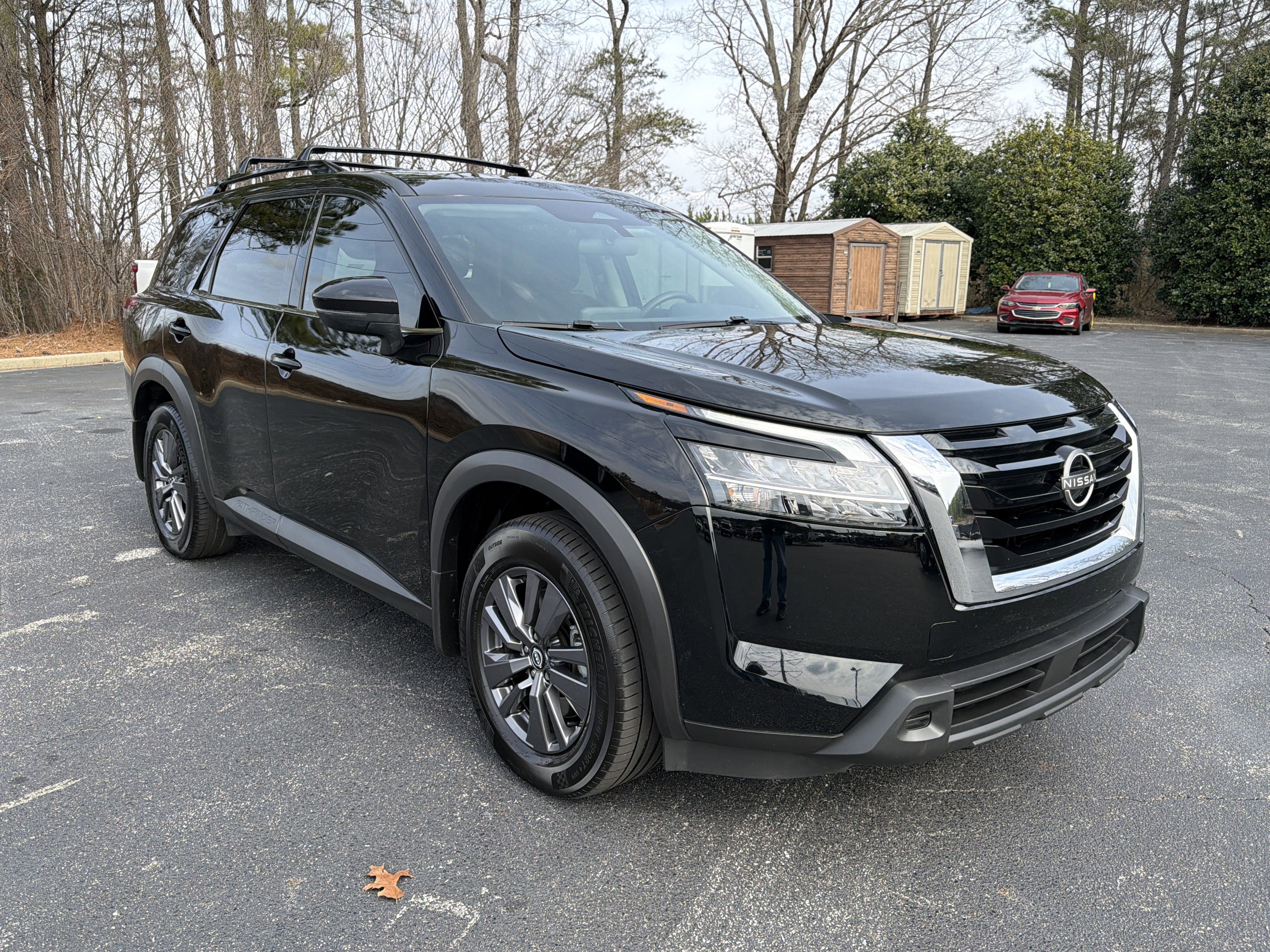 2022 Nissan Pathfinder SV