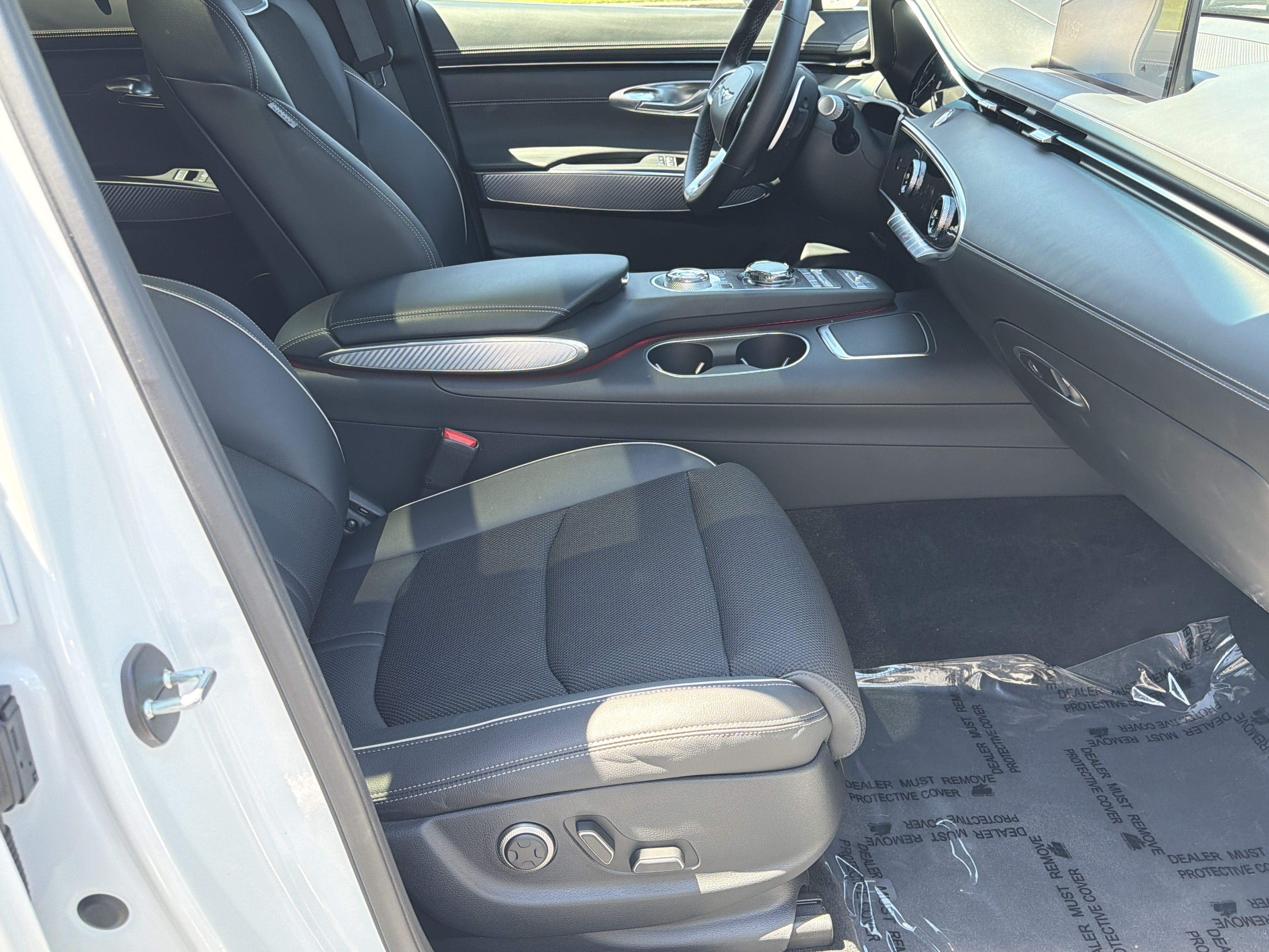 2025 Genesis GV70 2.5T