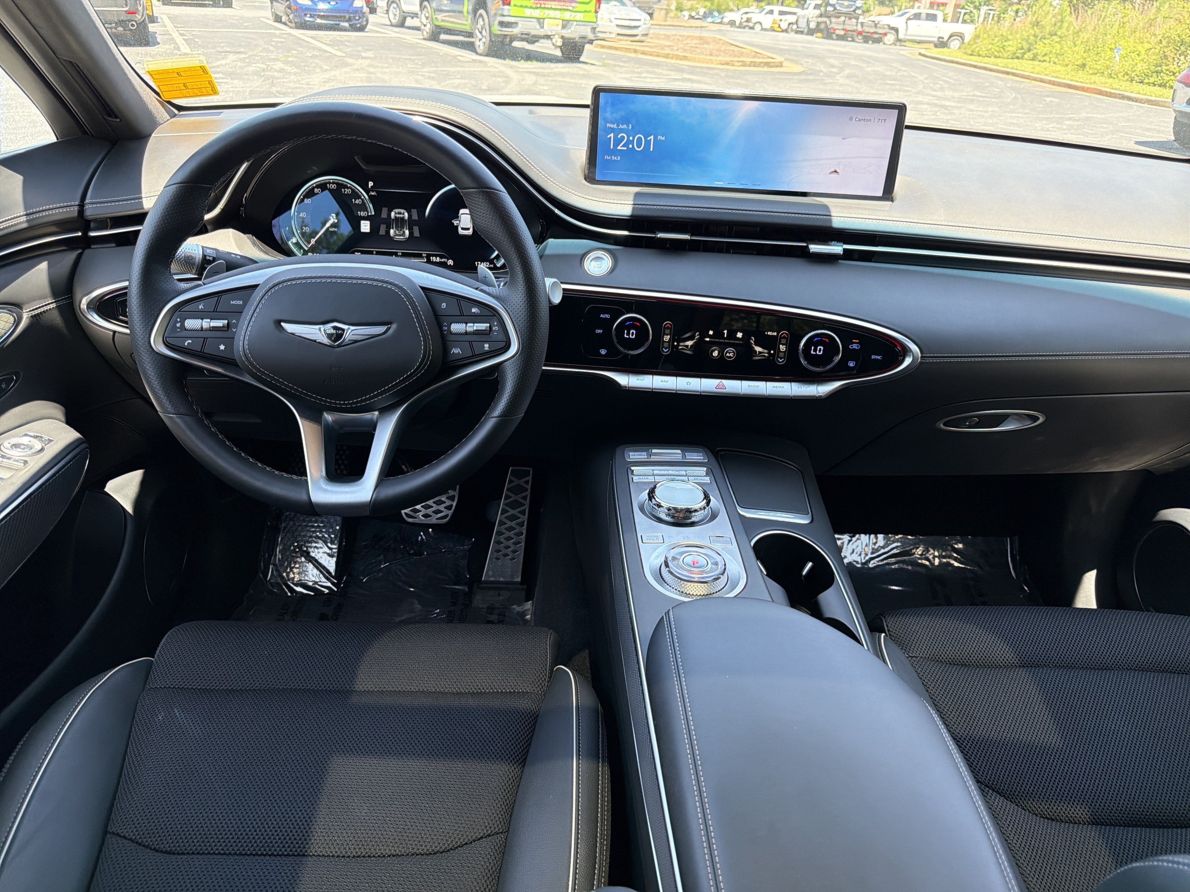 2025 Genesis GV70 2.5T