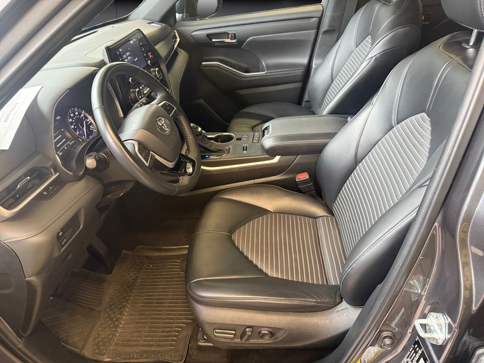 2022 Toyota Highlander XSE
