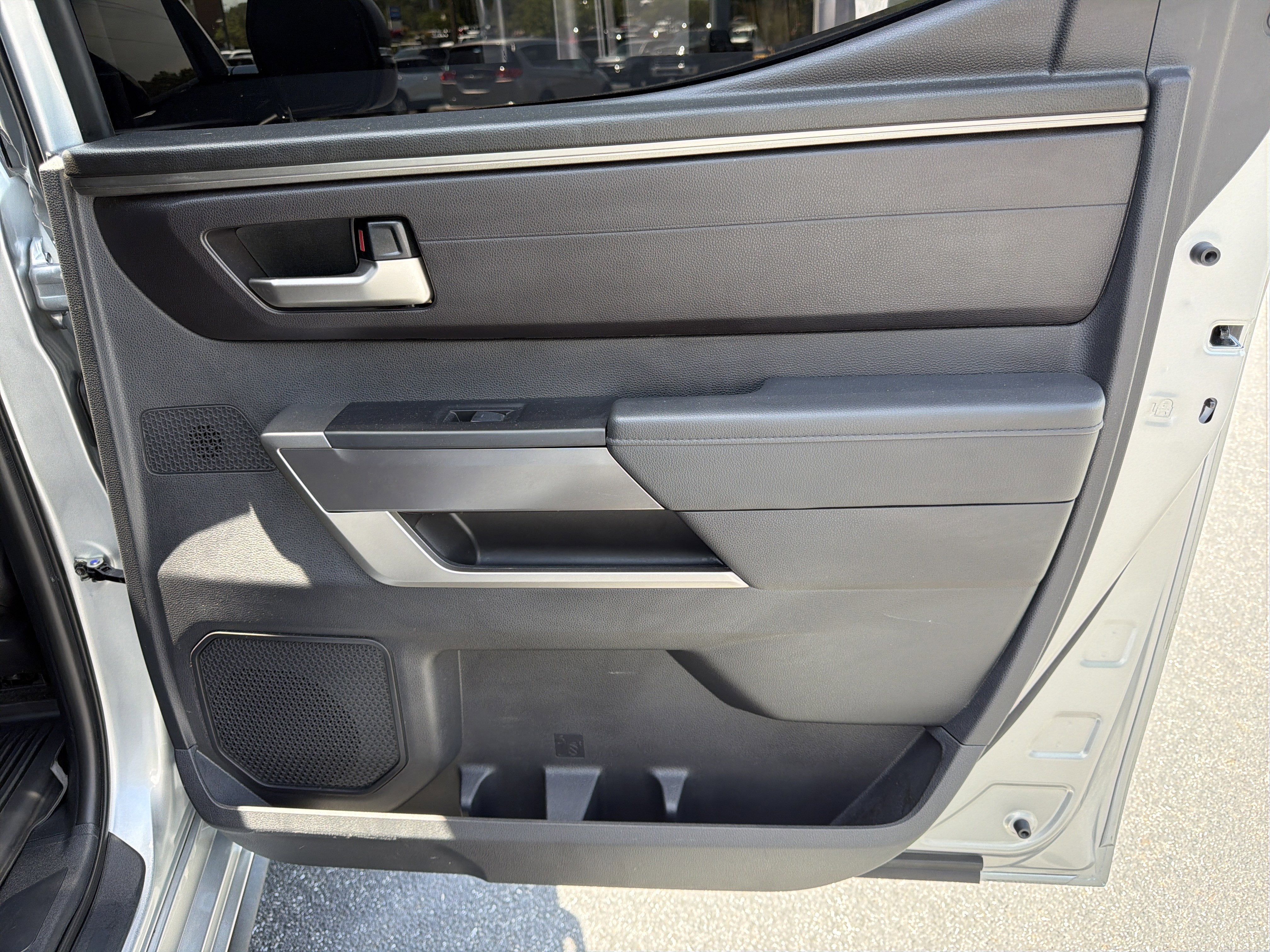 2024 Toyota Tundra 4WD SR5