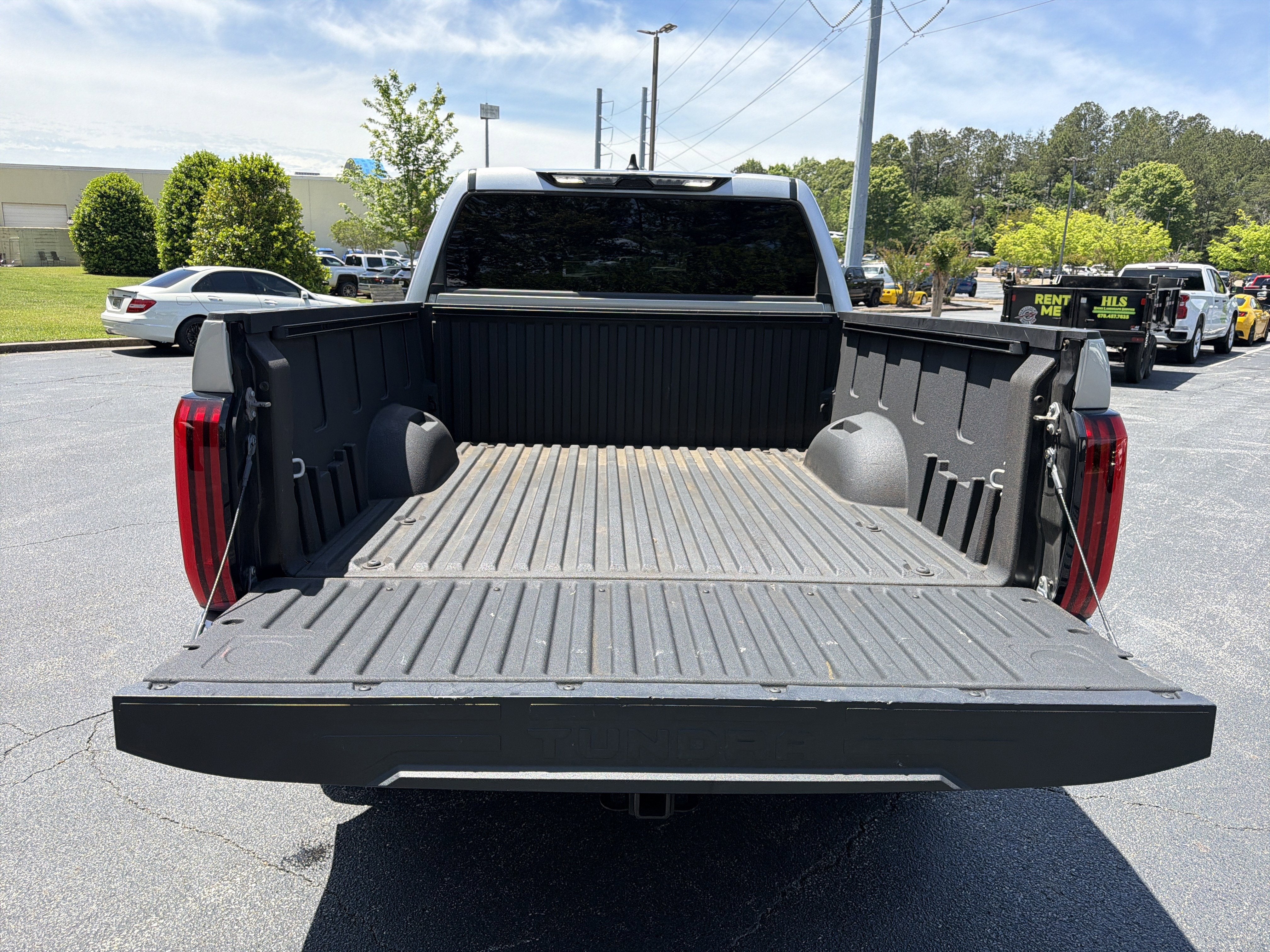 2024 Toyota Tundra 4WD SR5