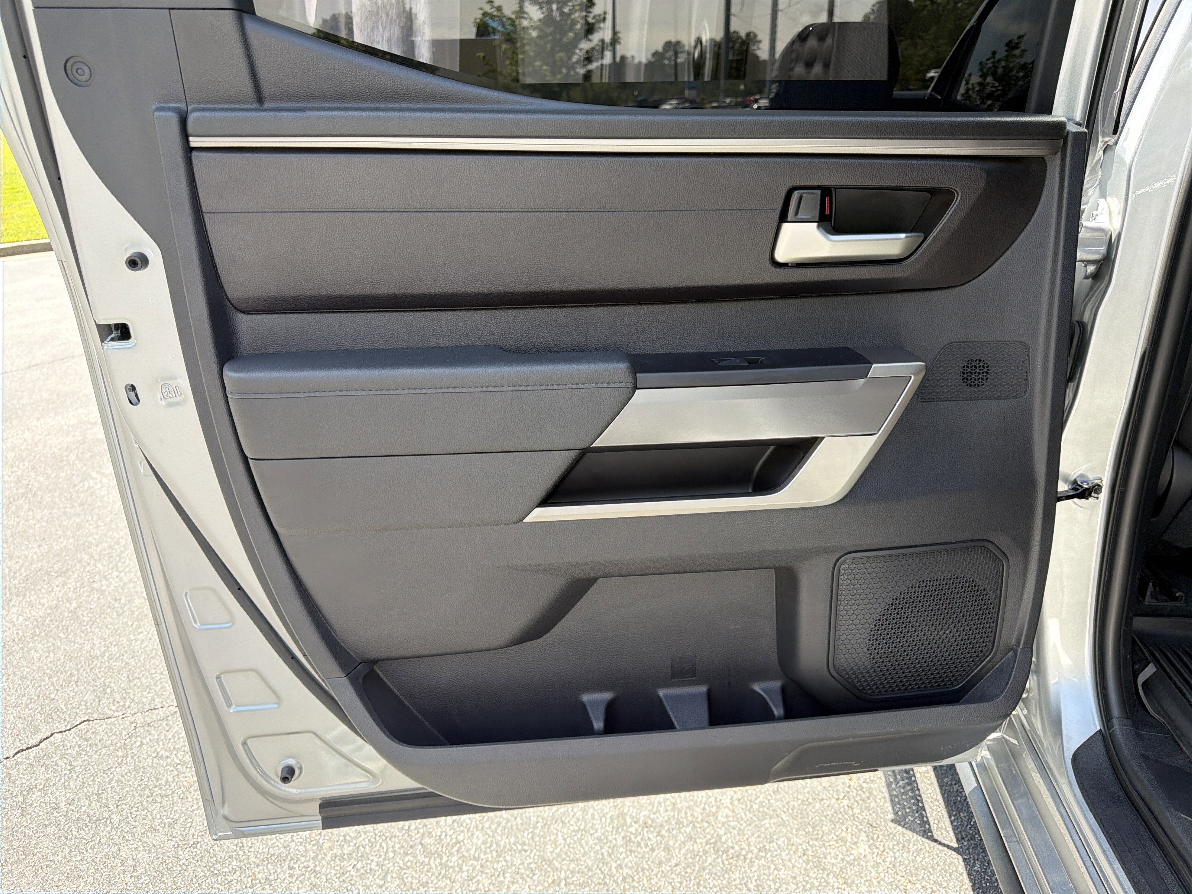 2024 Toyota Tundra 4WD SR5