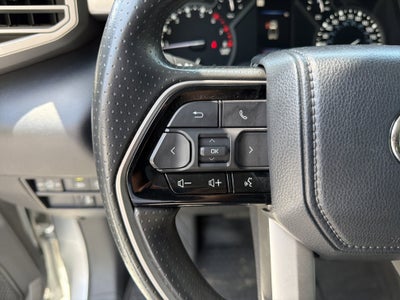 2024 Toyota Tundra 4WD SR5