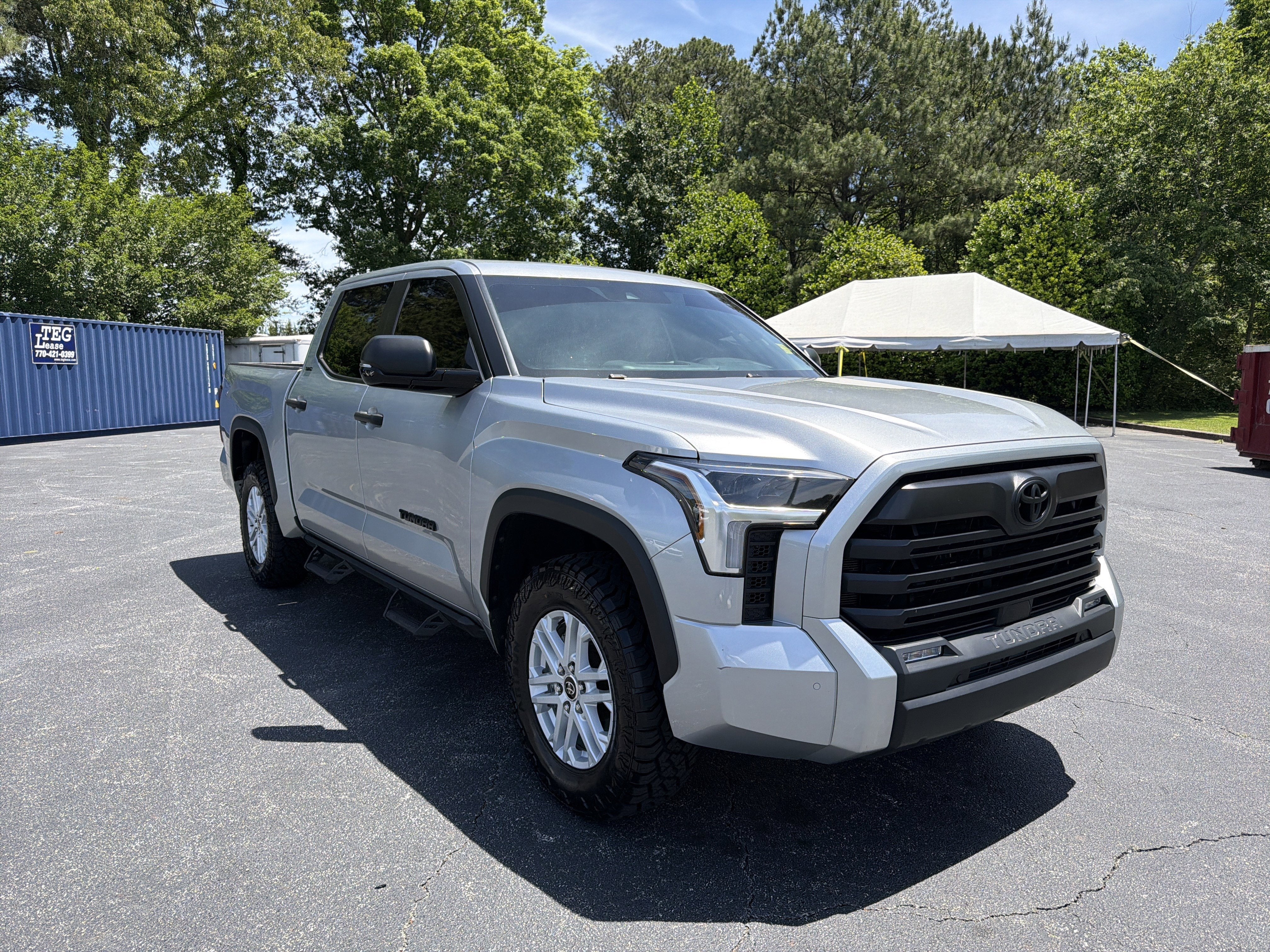 2024 Toyota Tundra 4WD SR5
