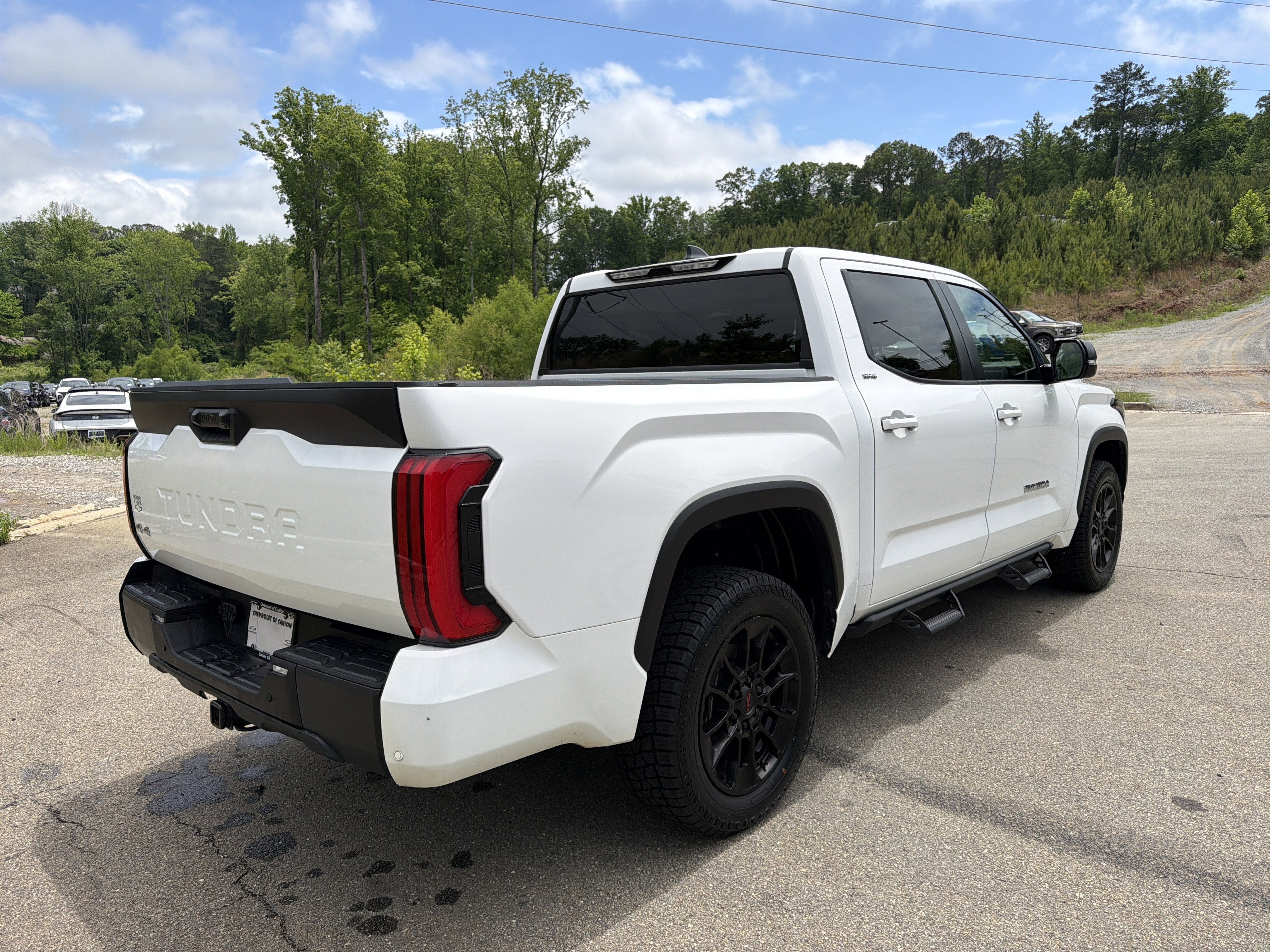 2024 Toyota Tundra 4WD SR5