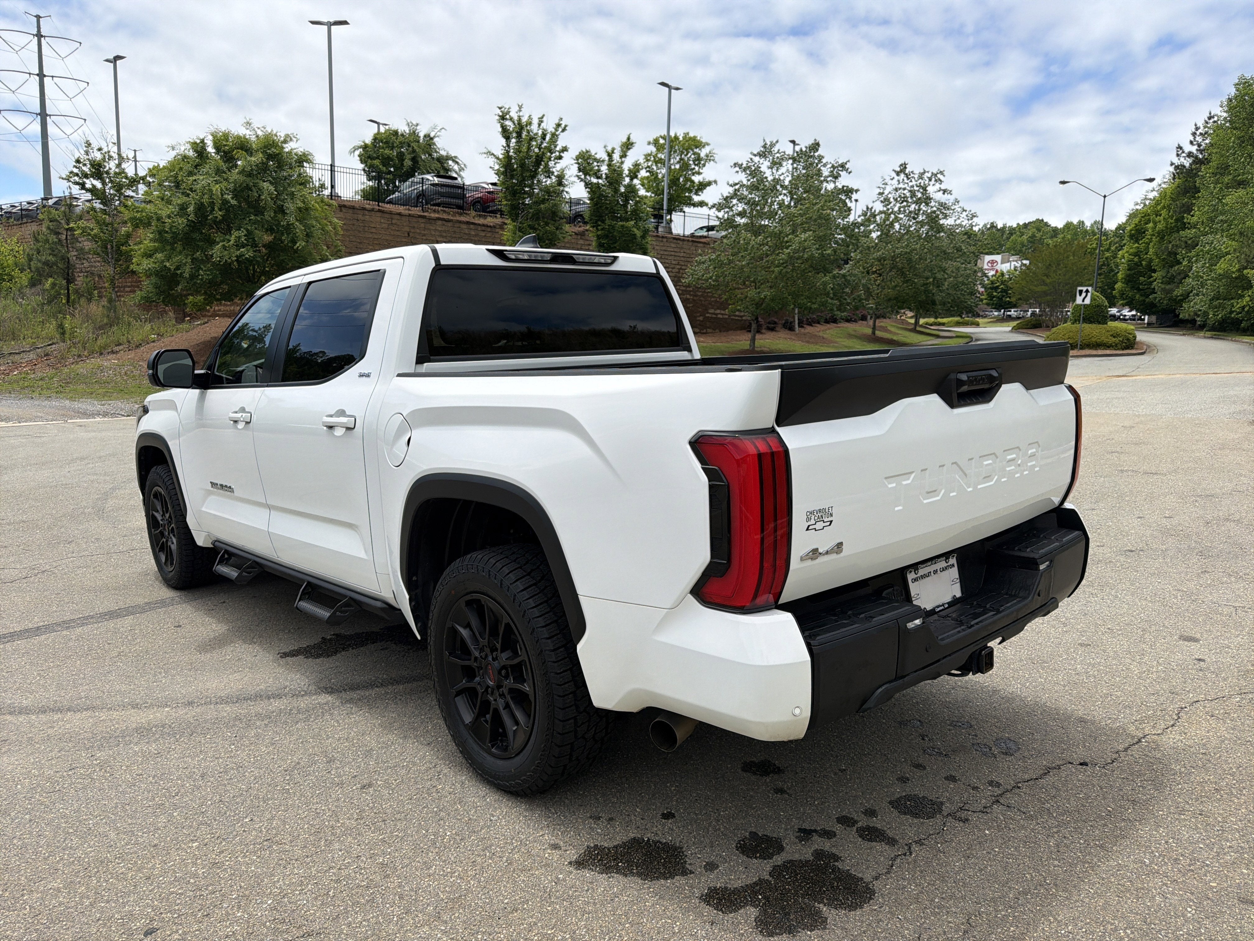 2024 Toyota Tundra 4WD SR5