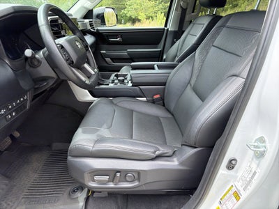 2024 Toyota Tundra 4WD SR5
