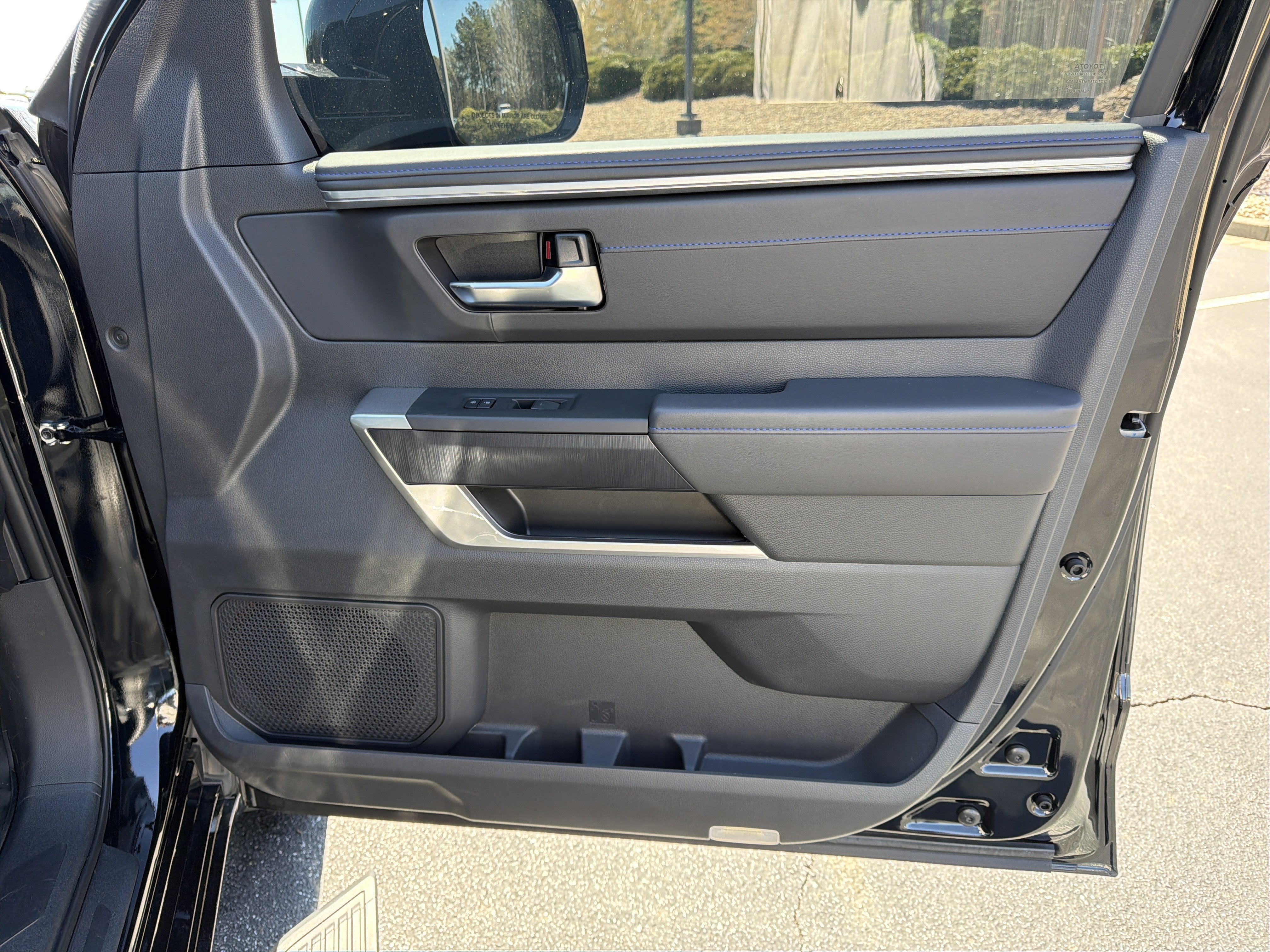 2025 Toyota Tundra 4WD Platinum Hybrid