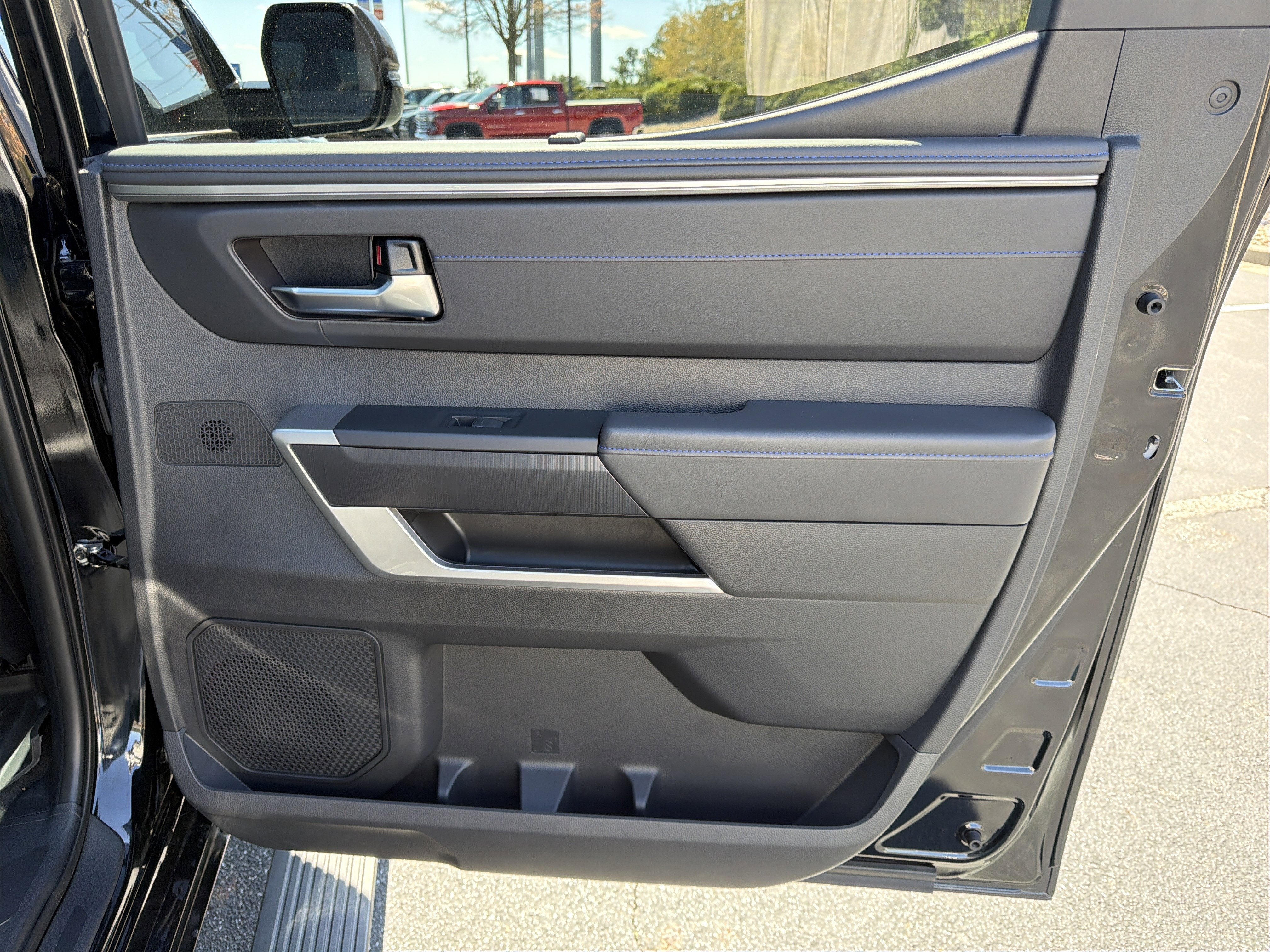 2025 Toyota Tundra 4WD Platinum Hybrid