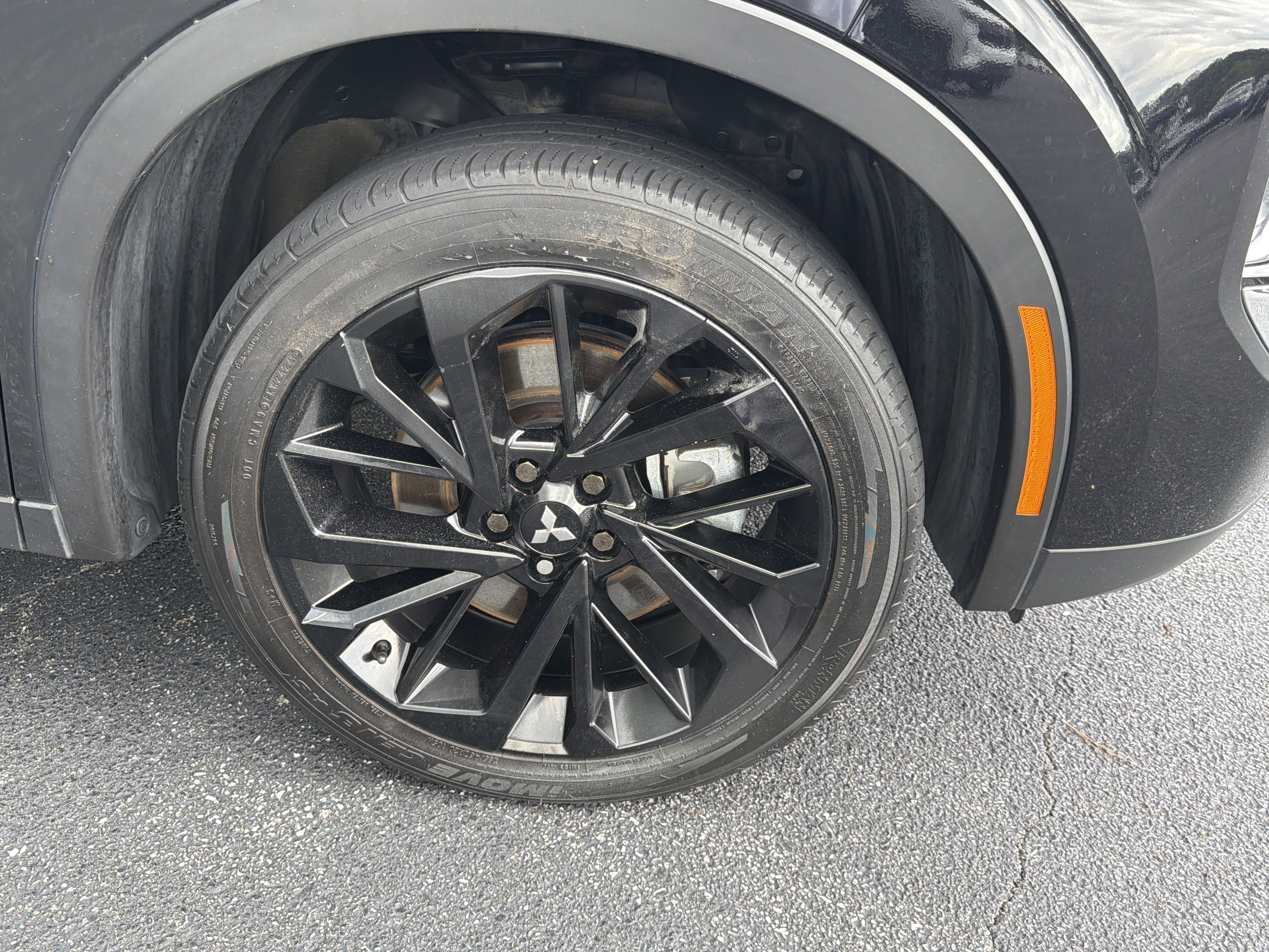 2023 Mitsubishi Outlander SE