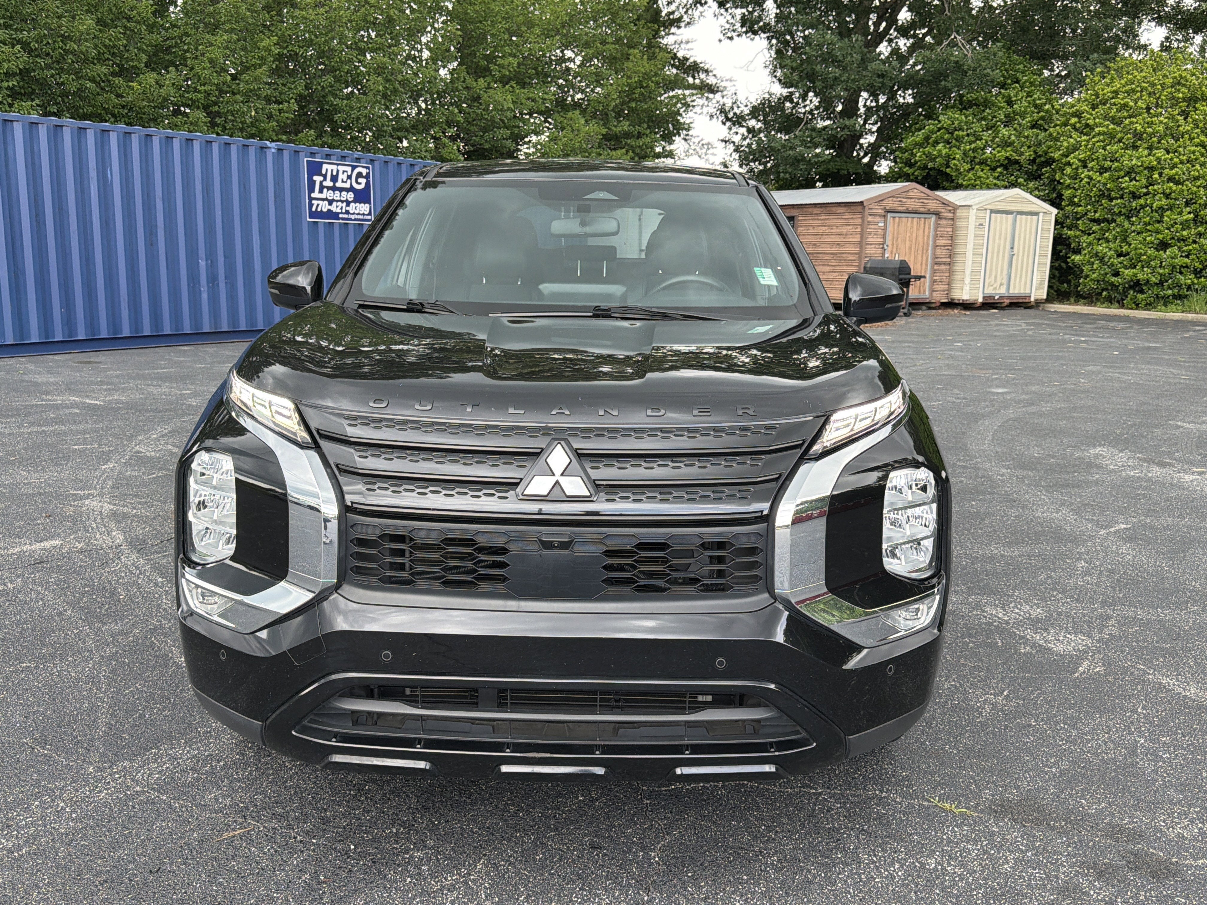2023 Mitsubishi Outlander SE