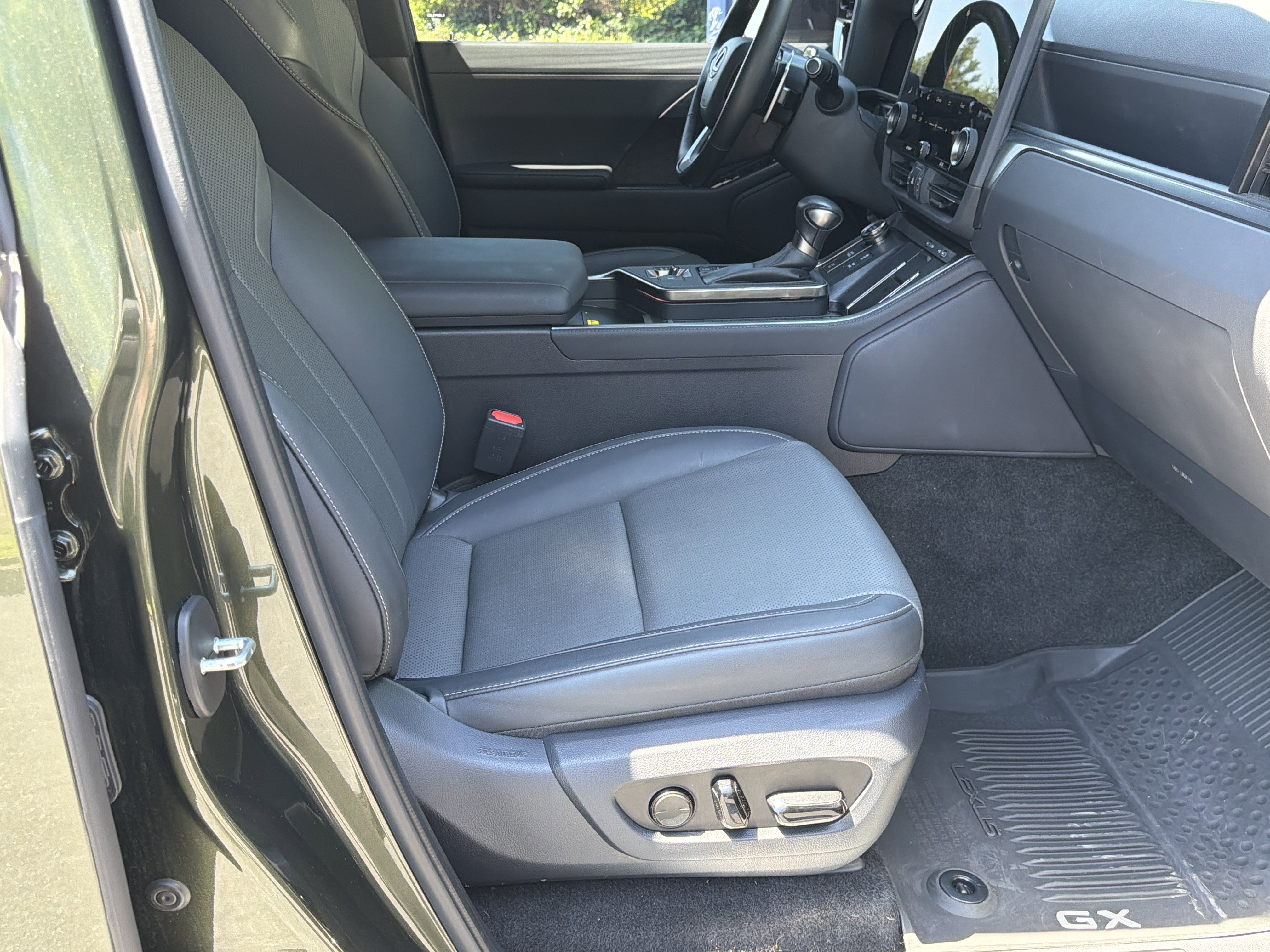 2024 Lexus GX GX 550 Premium