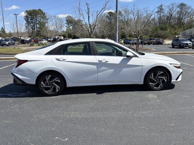 2025 Hyundai Elantra SEL Convenience