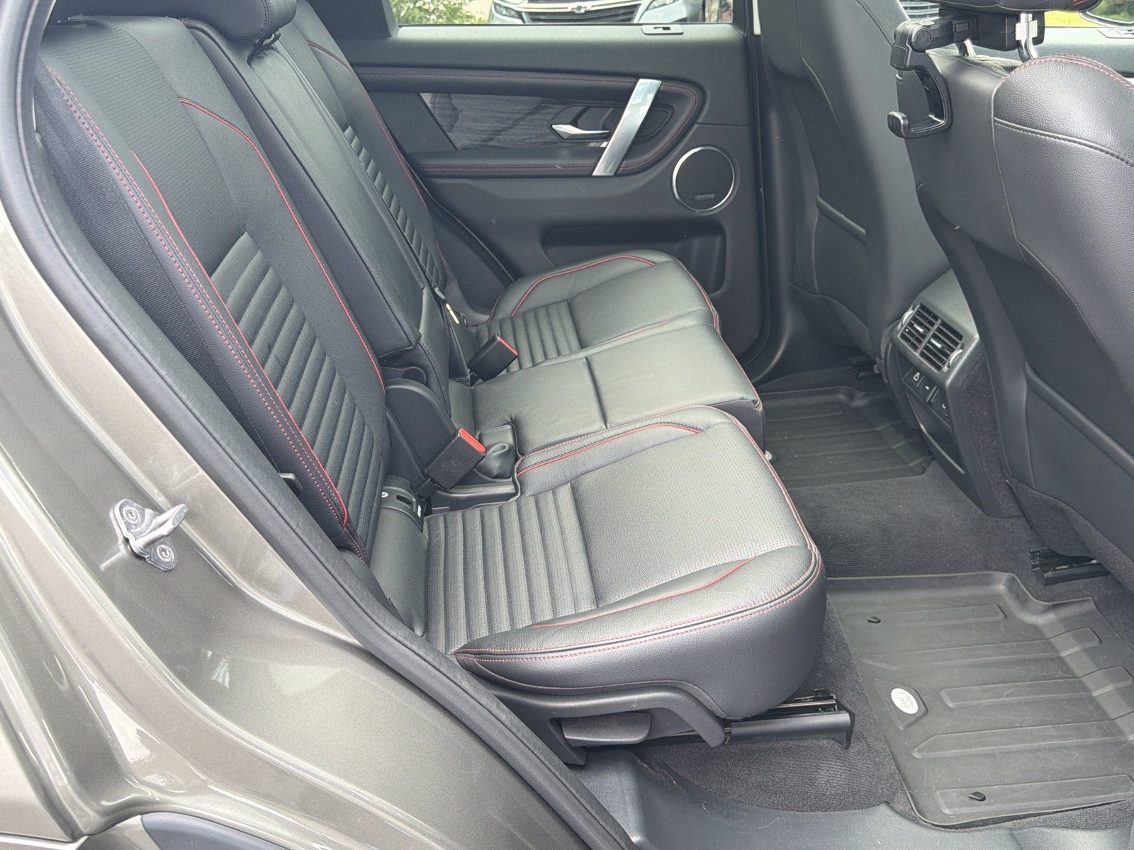 2022 Land Rover Discovery Sport SE R-Dynamic