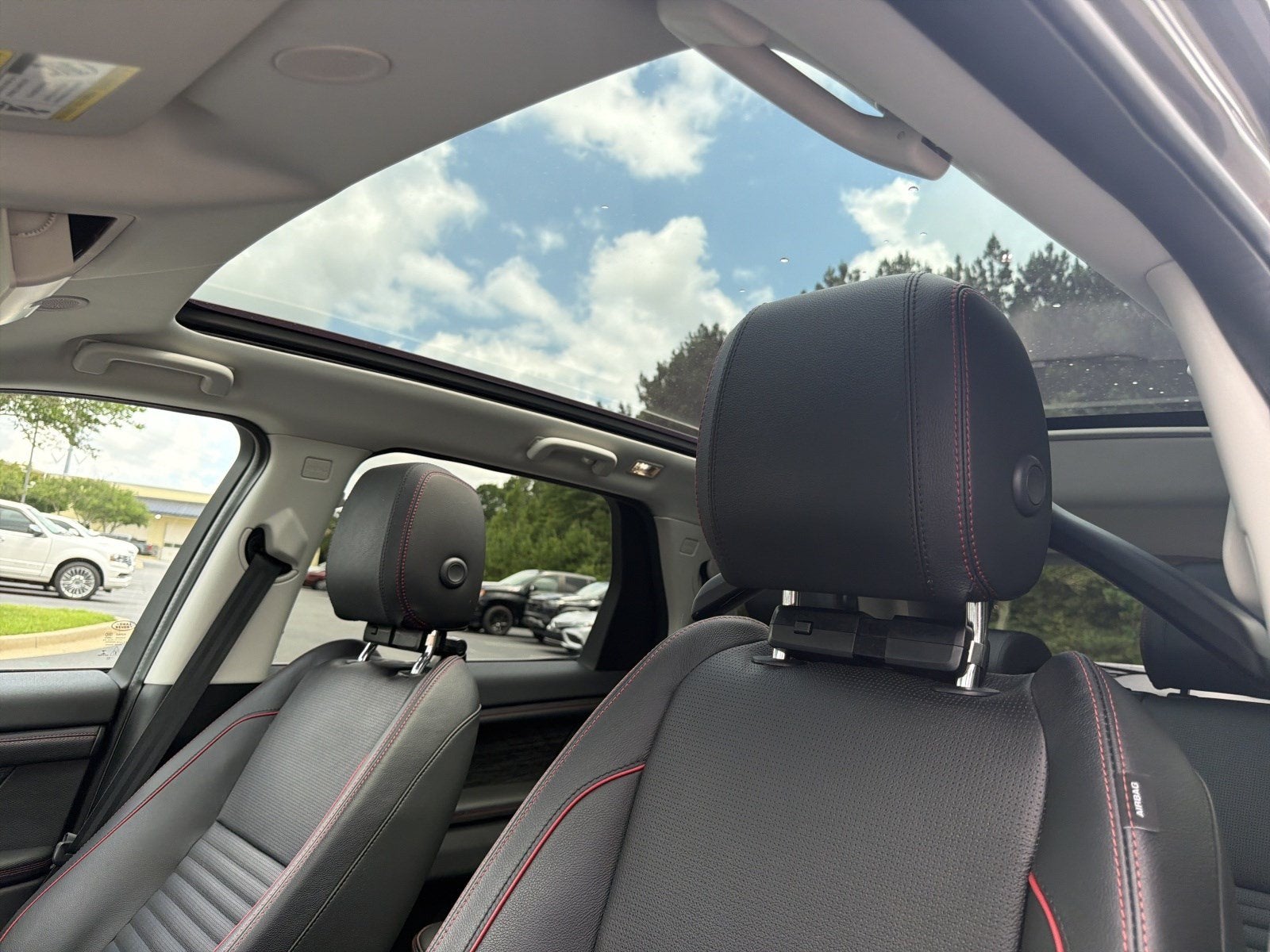 2022 Land Rover Discovery Sport SE R-Dynamic