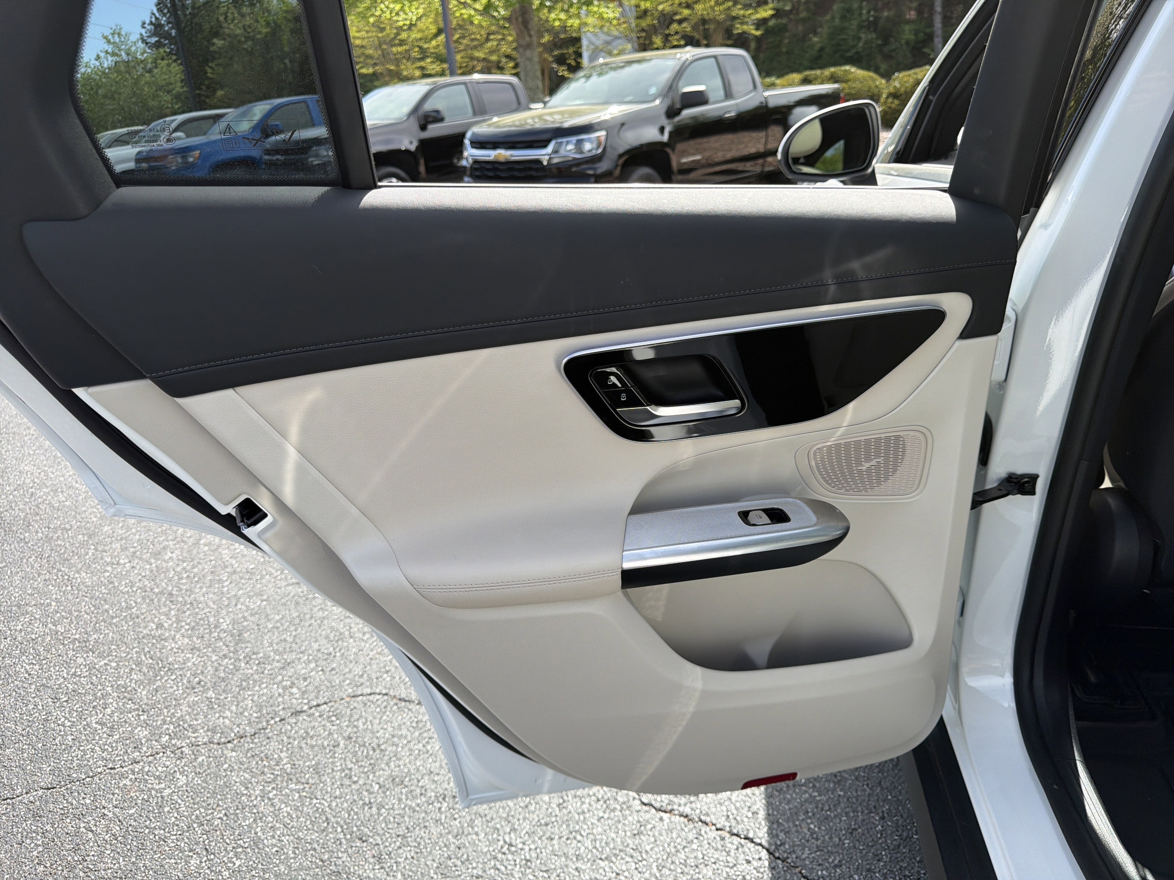 2025 Mercedes-Benz GLC GLC 350e