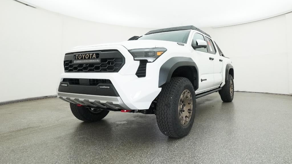 2025 Toyota Tacoma i-FORCE MAX Tacoma Trailhunter