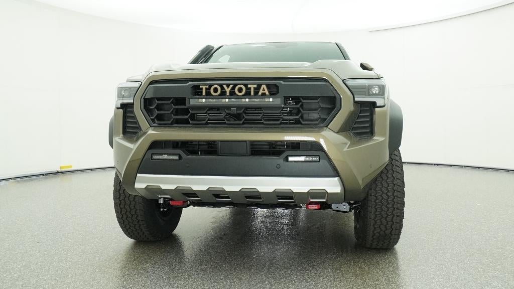 2026 Toyota Tacoma i-FORCE MAX Tacoma Trailhunter