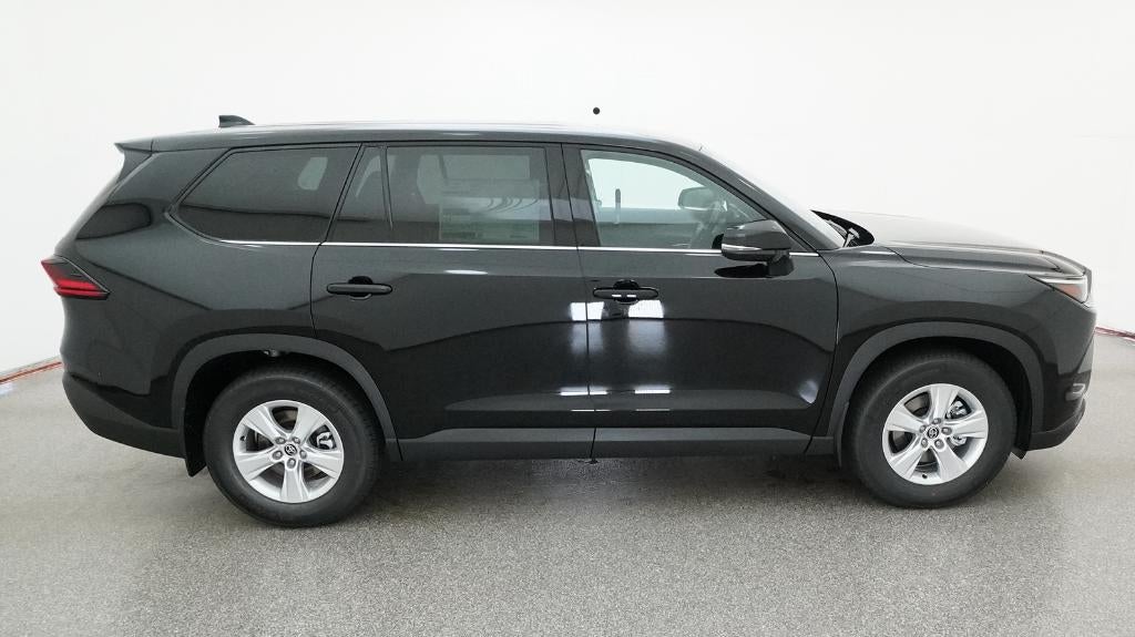 2026 Toyota Grand Highlander LE