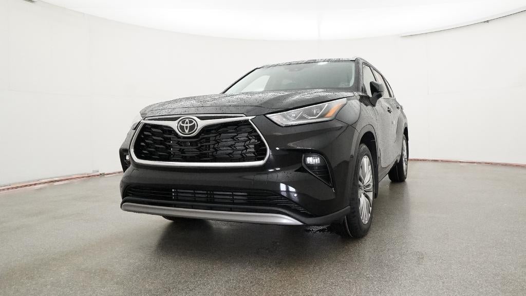 2026 Toyota Highlander Platinum