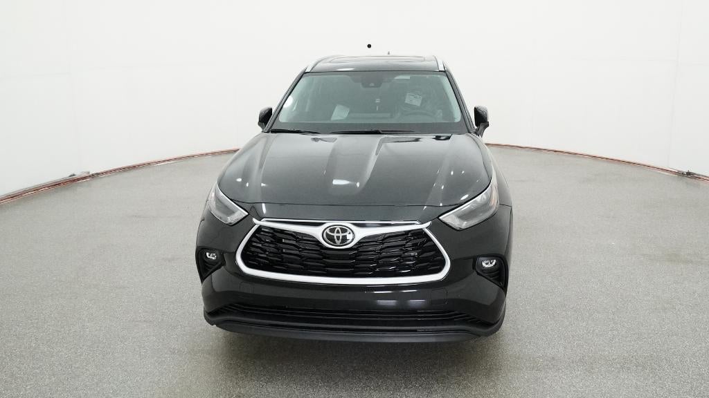 2026 Toyota Highlander XLE