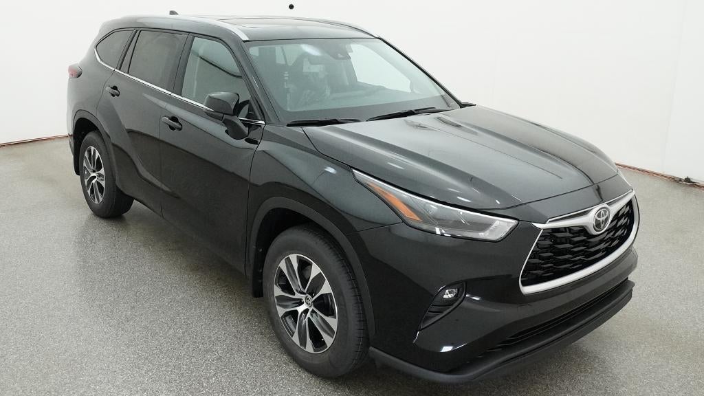 2026 Toyota Highlander XLE