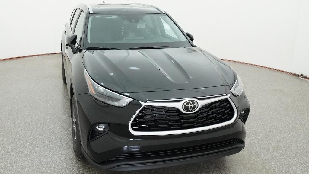 2026 Toyota Highlander XLE
