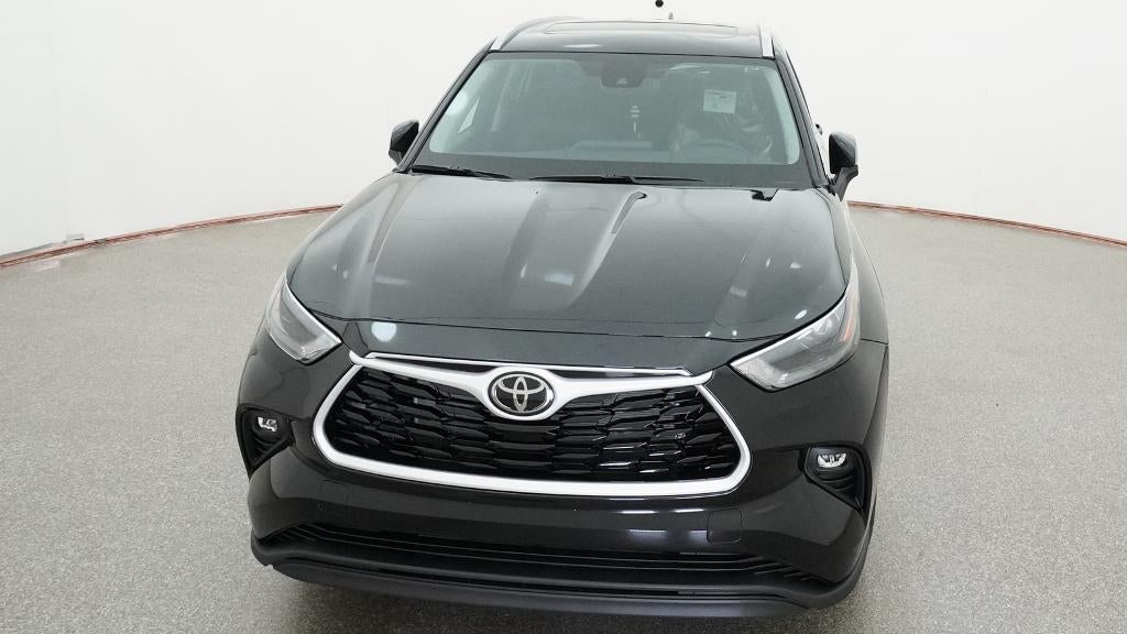 2026 Toyota Highlander XLE