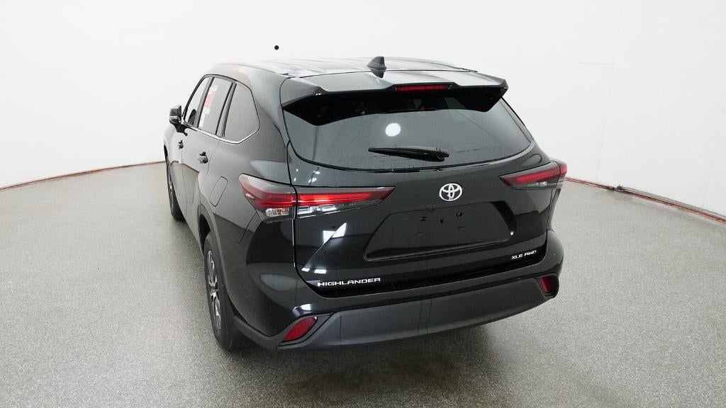 2026 Toyota Highlander XLE