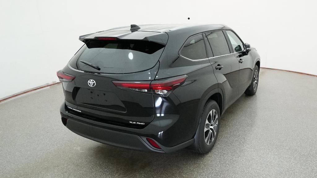 2026 Toyota Highlander XLE
