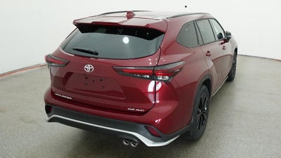 2026 Toyota Highlander XSE