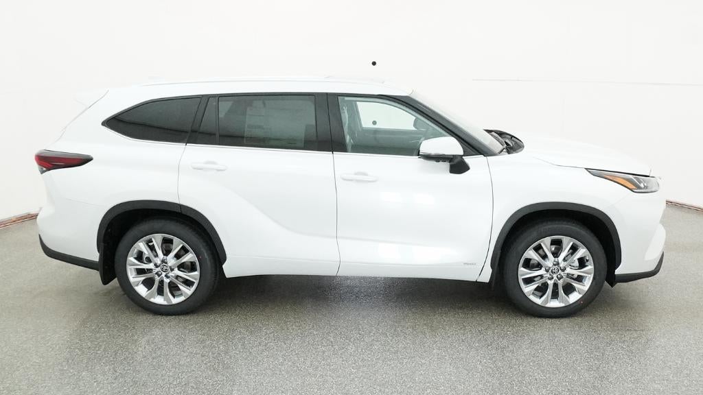 2026 Toyota Highlander Hybrid Limited