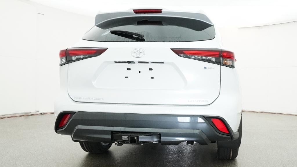 2026 Toyota Highlander Hybrid Limited