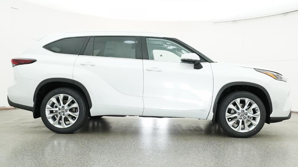 2026 Toyota Highlander Hybrid Limited