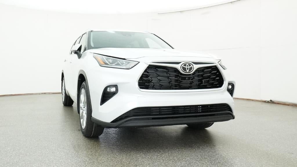 2026 Toyota Highlander Hybrid Limited